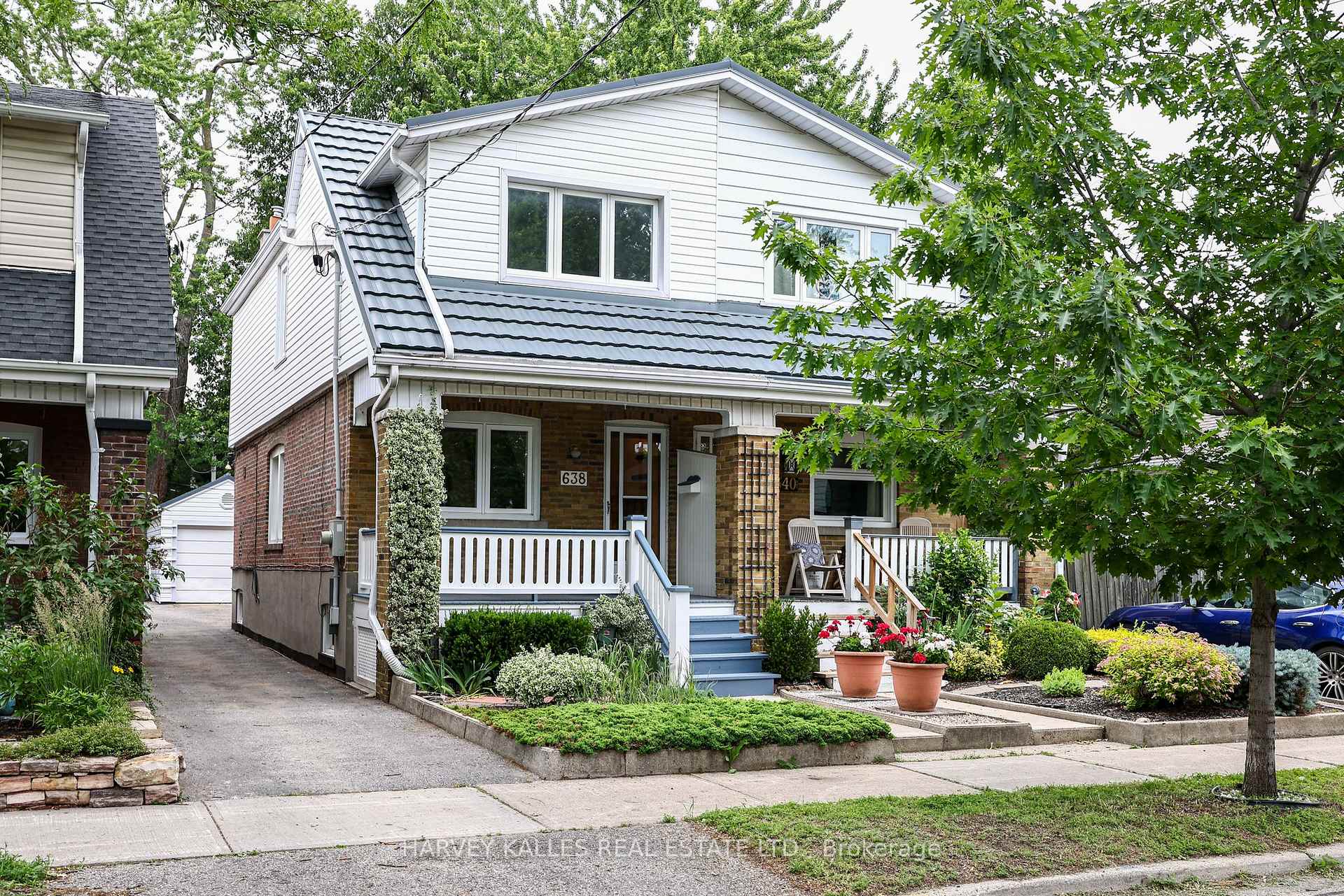 638 Milverton Boulevard, Toronto