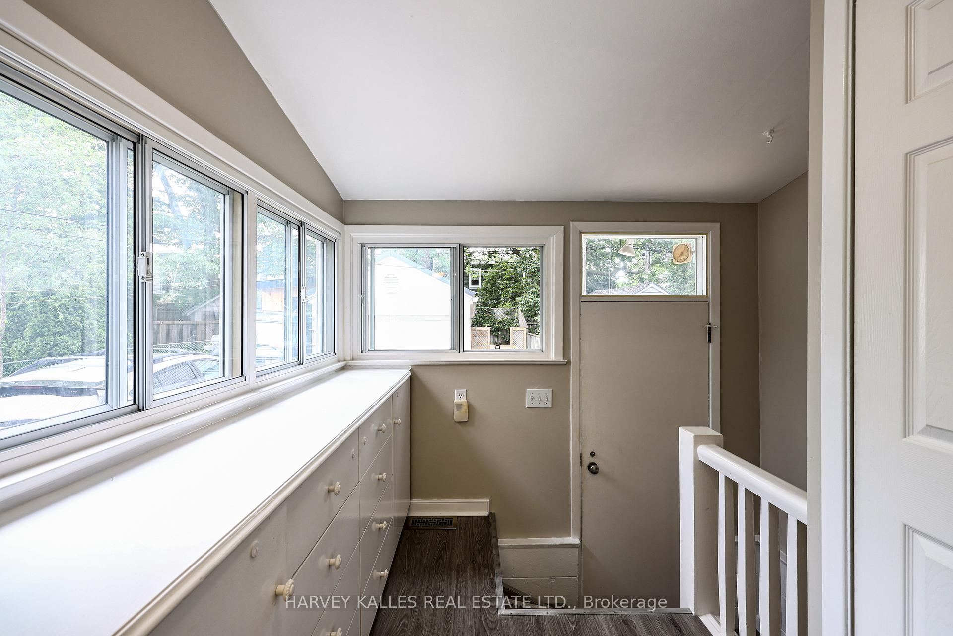 638 Milverton Boulevard, Toronto