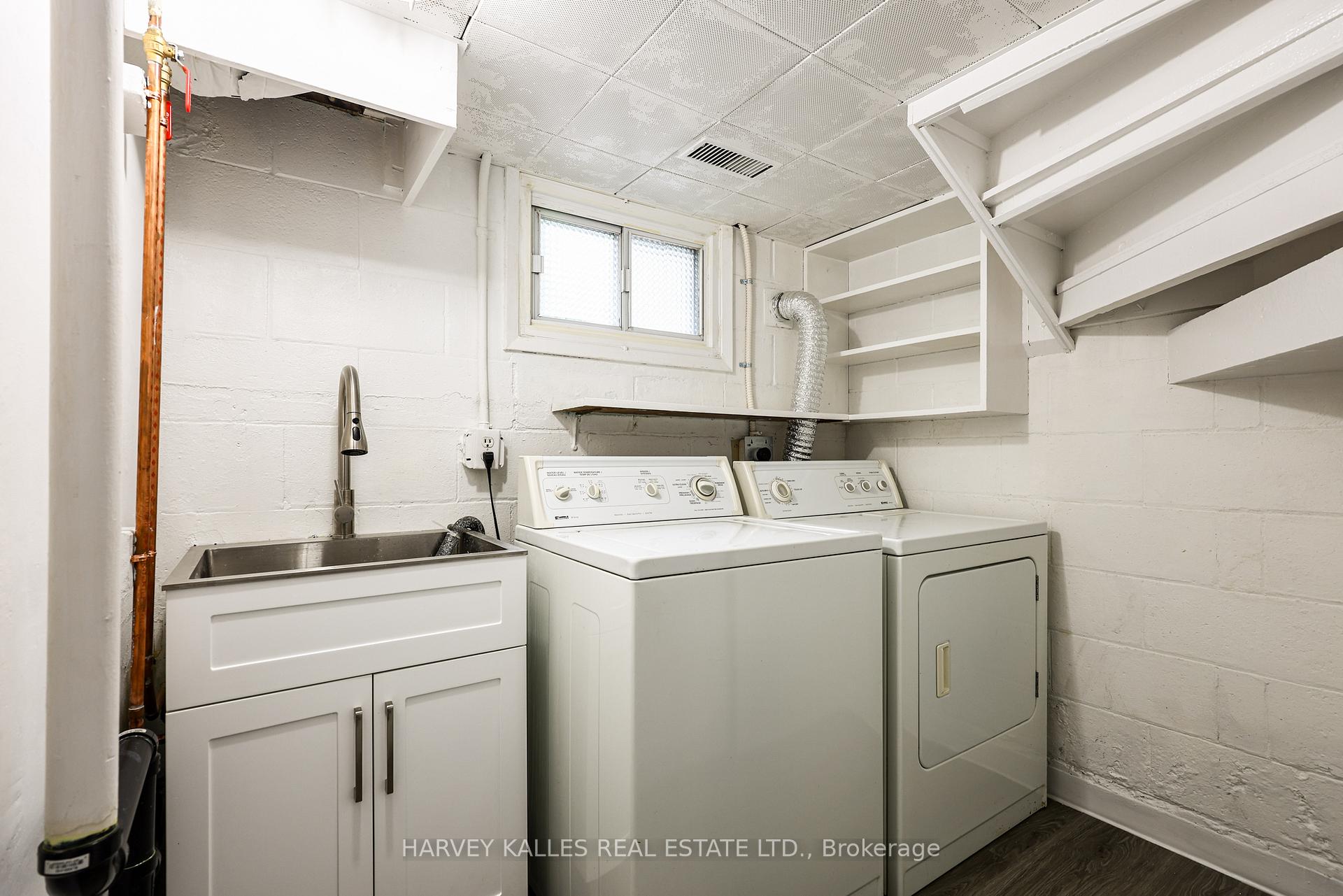 638 Milverton Boulevard, Toronto
