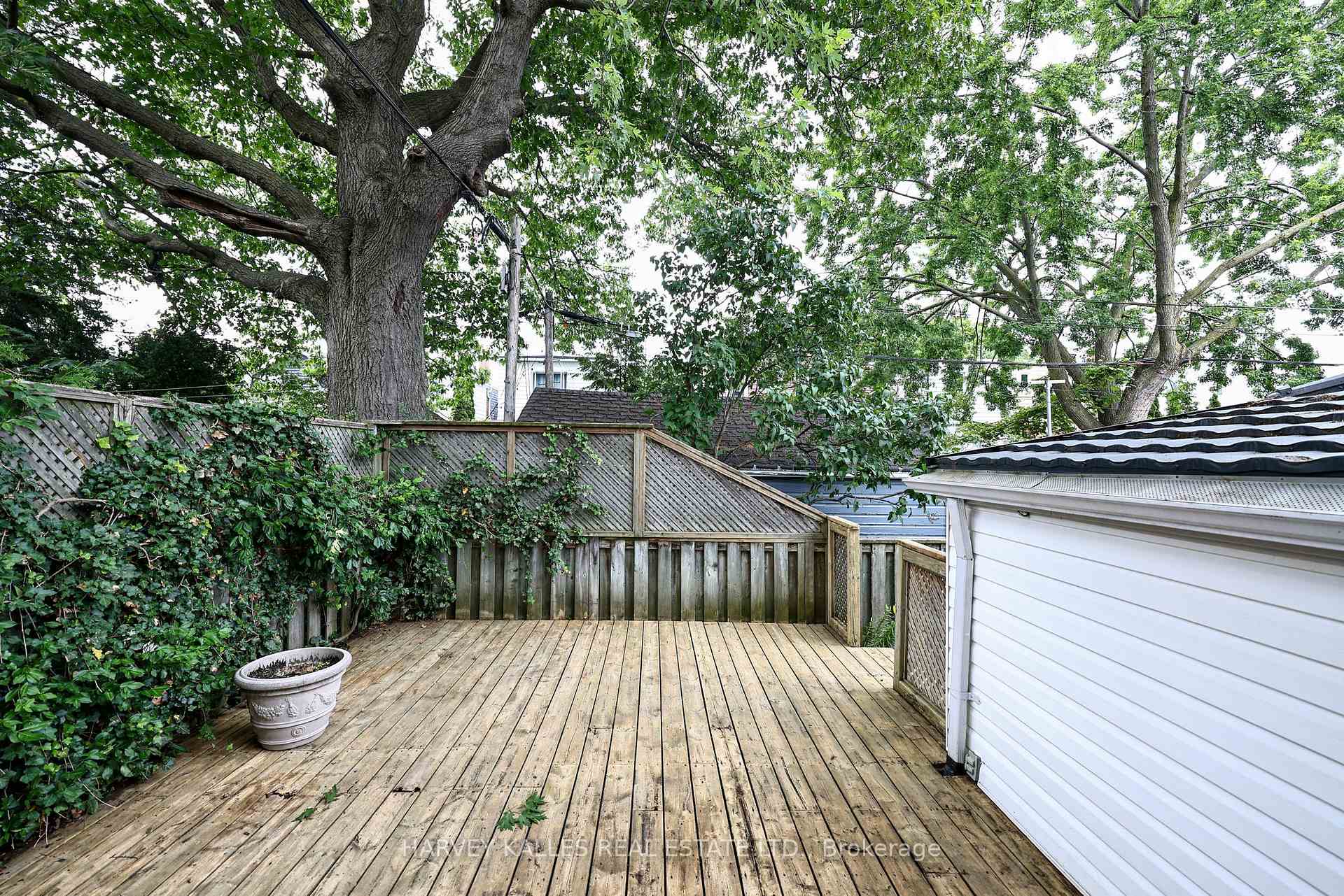 638 Milverton Boulevard, Toronto