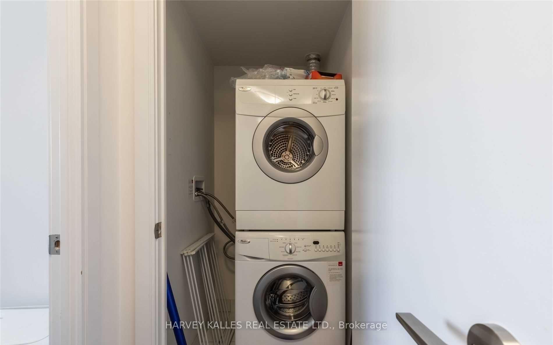 255 Village Green Square 1208, Toronto Unit: 1208