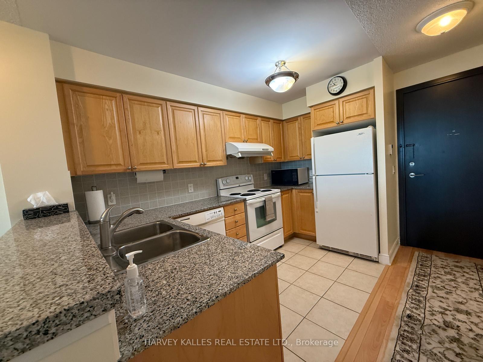 238 Bonis Avenue 1915, Toronto Unit: 1915