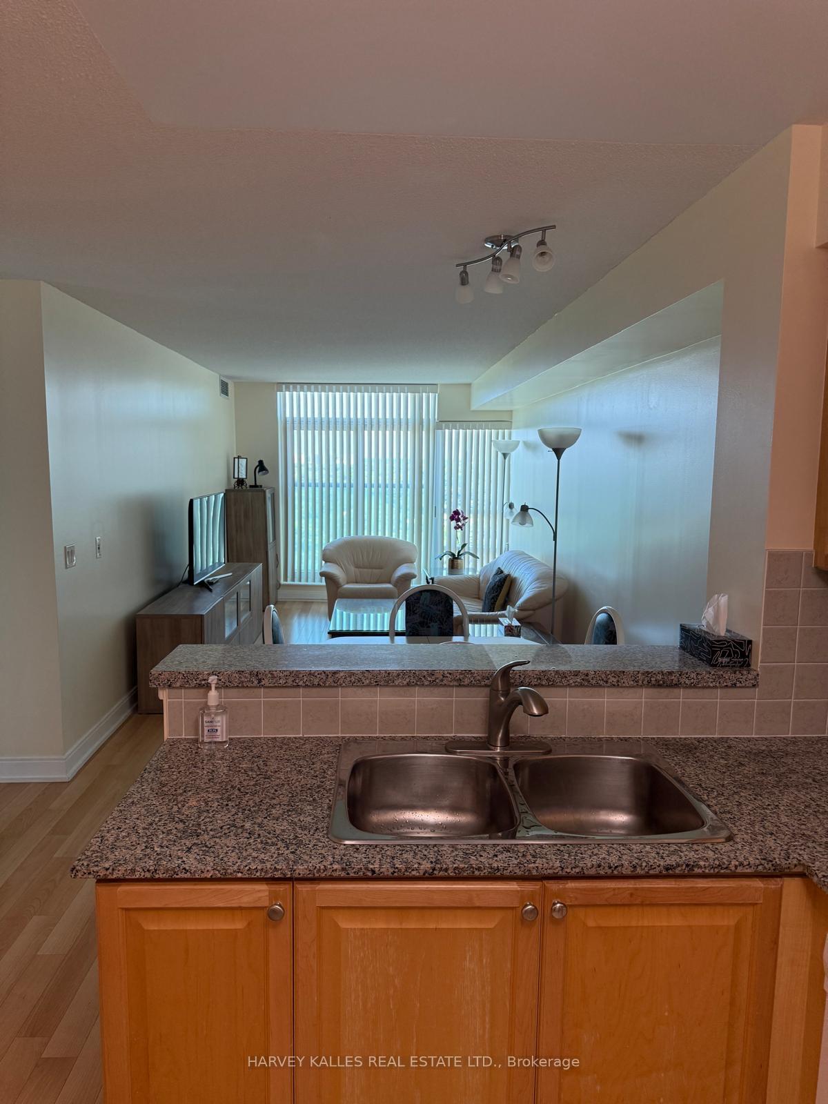 238 Bonis Avenue 1915, Toronto Unit: 1915