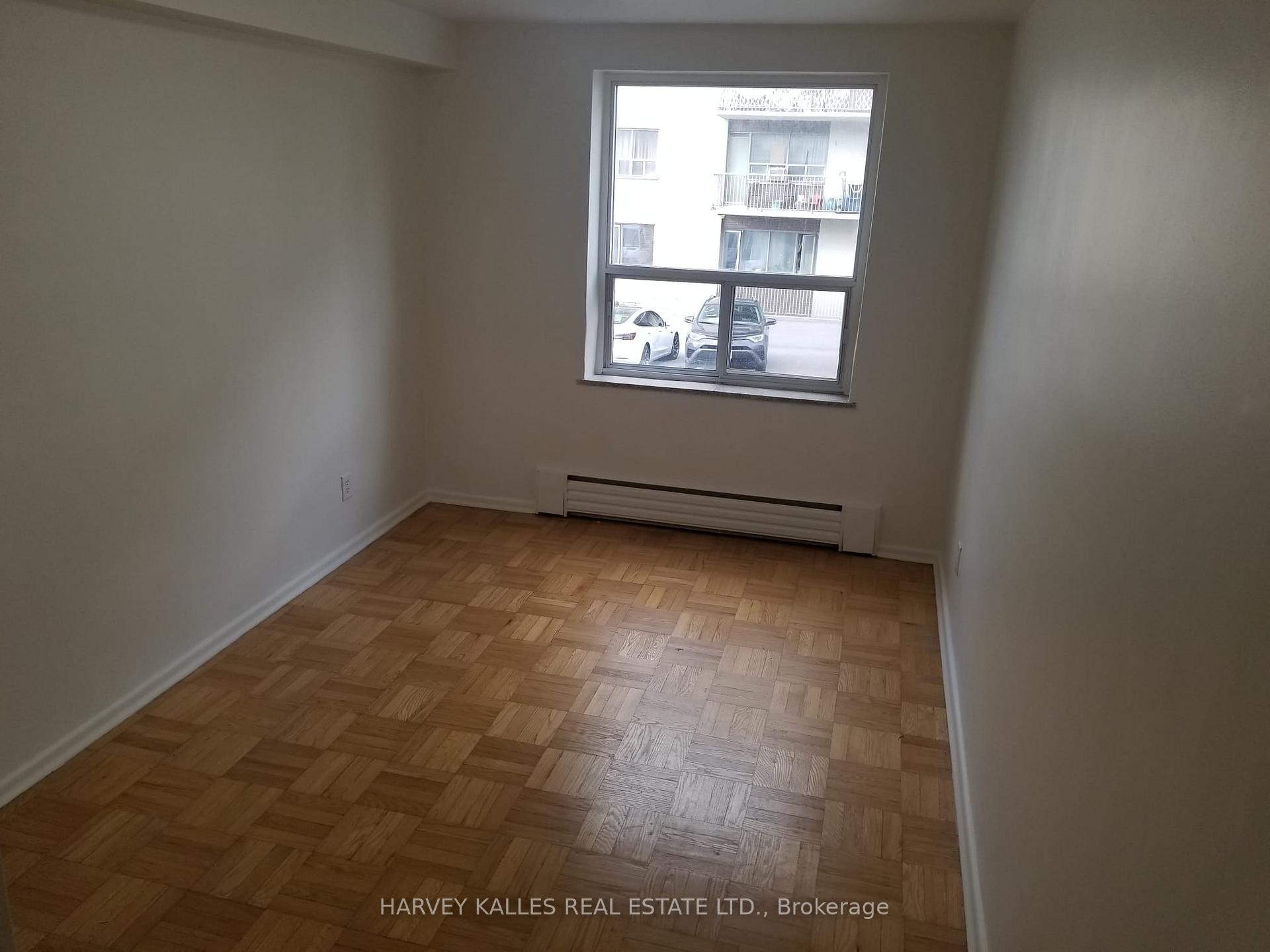 1751 Victoria Park Avenue 205, Toronto Unit: 205