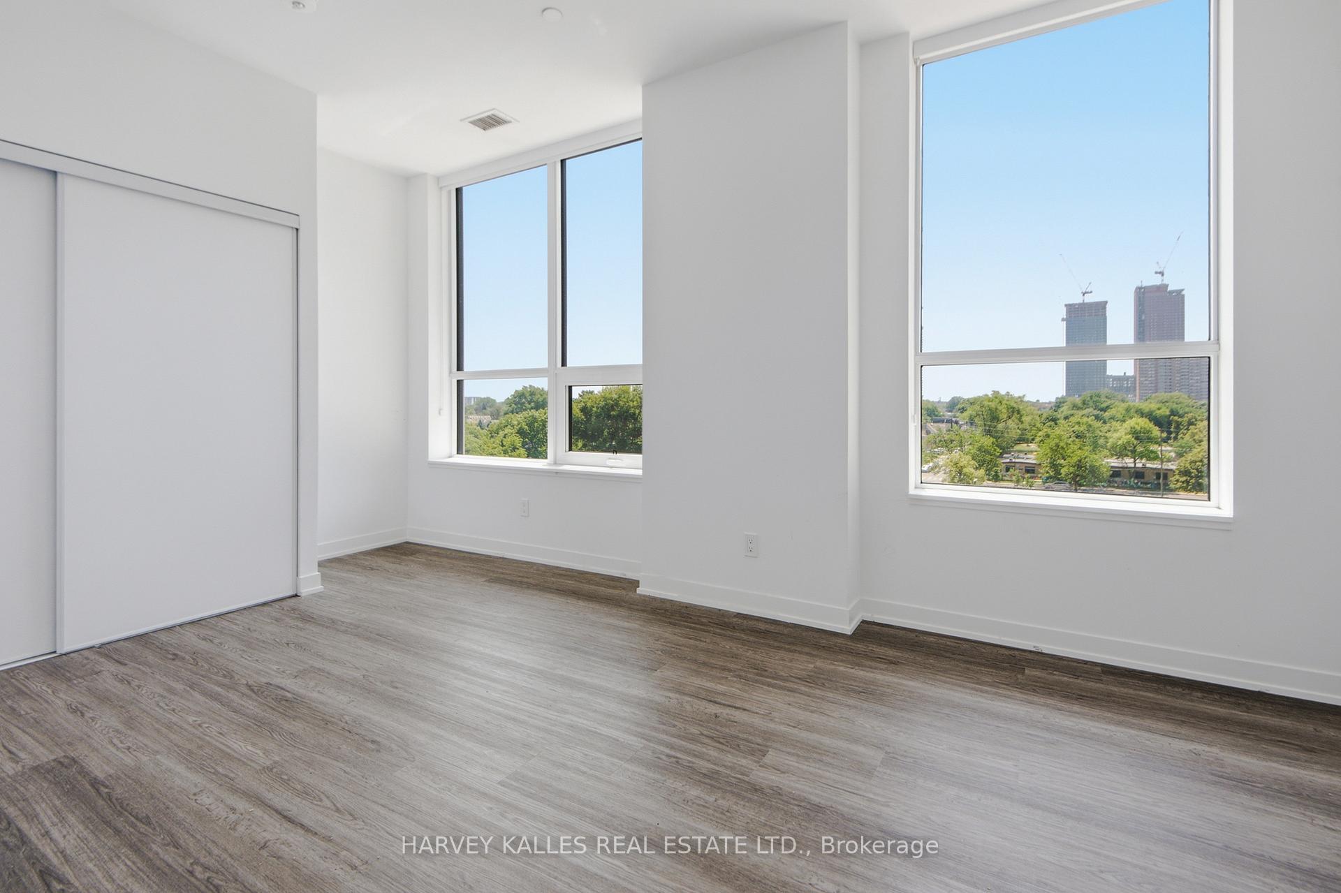 94 Eastdale Avenue 524, Toronto Unit: 524