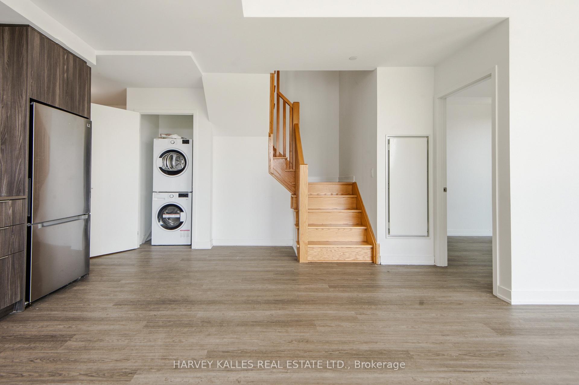 94 Eastdale Avenue 524, Toronto Unit: 524