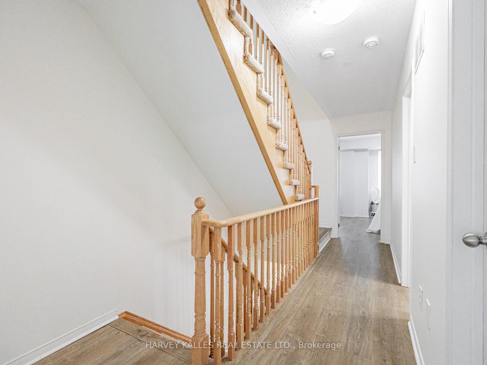 38 Glenstal Path