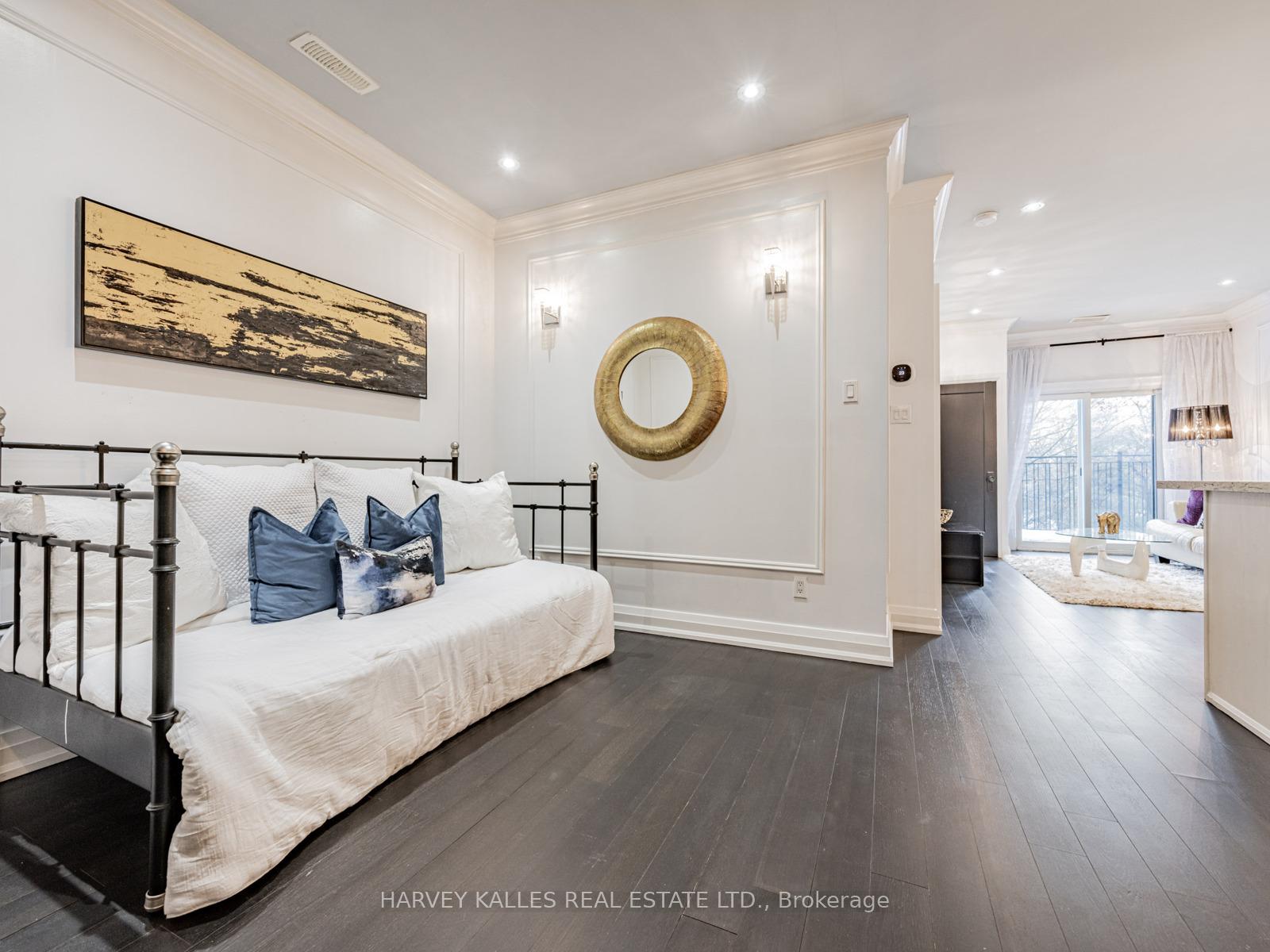 2351 Kennedy Road 126, Toronto Unit: 126
