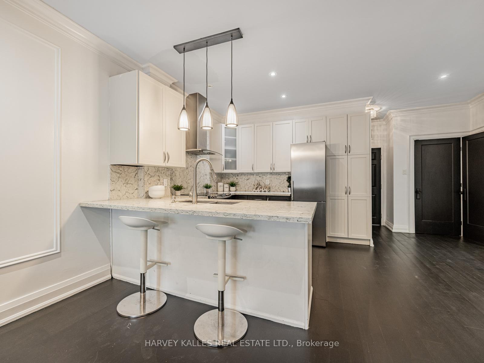 2351 Kennedy Road 126, Toronto Unit: 126