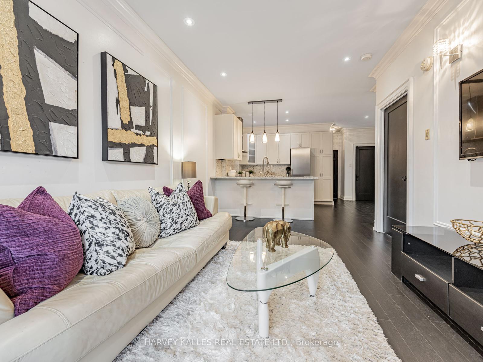 2351 Kennedy Road 126, Toronto Unit: 126