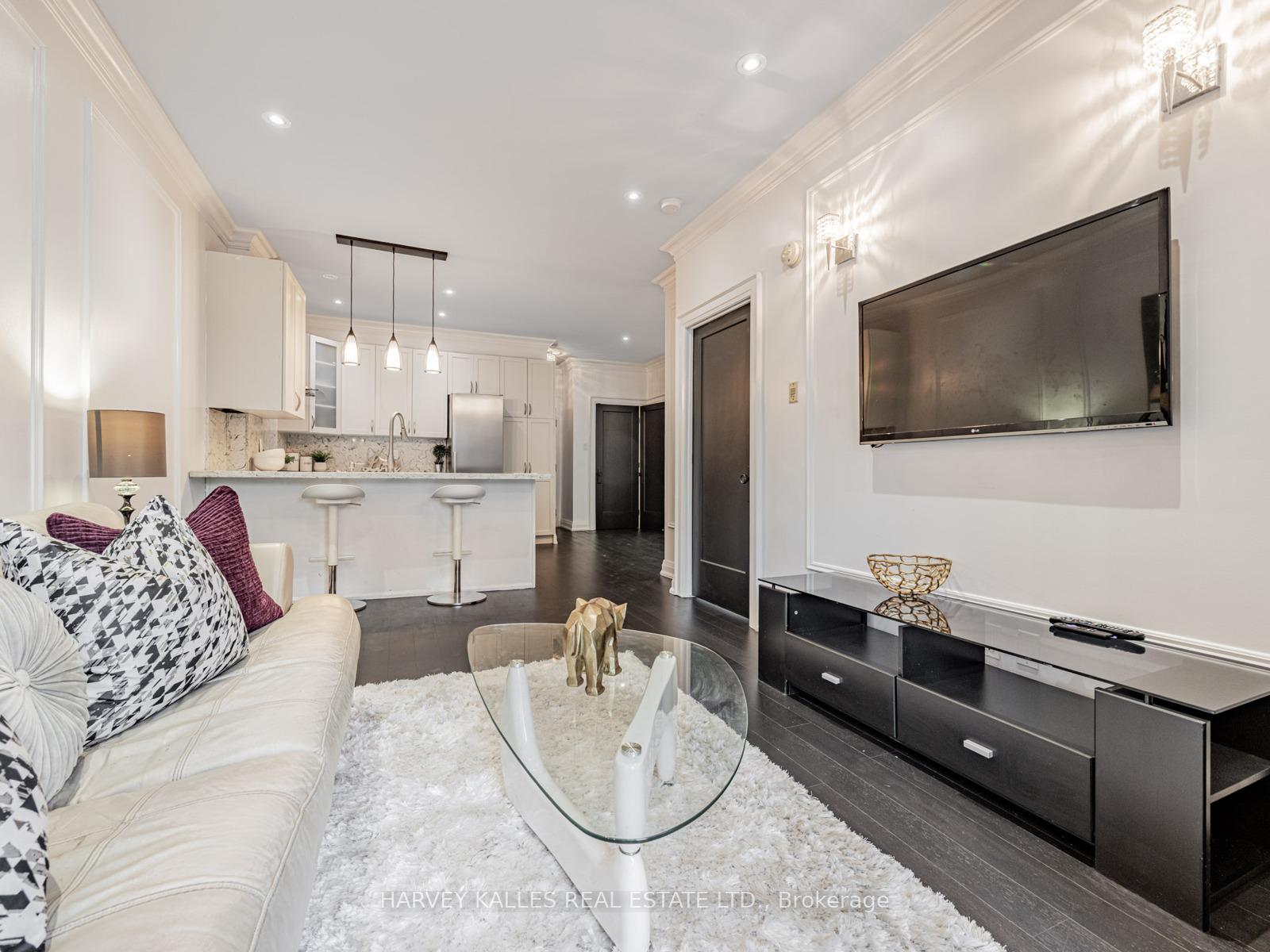 2351 Kennedy Road 126, Toronto Unit: 126