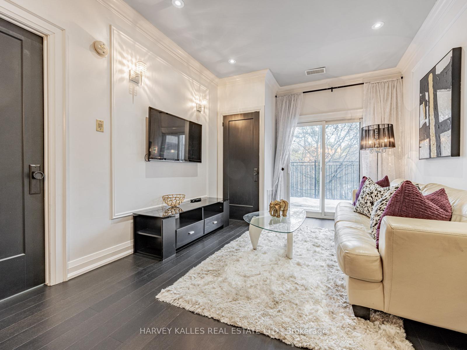 2351 Kennedy Road 126, Toronto Unit: 126