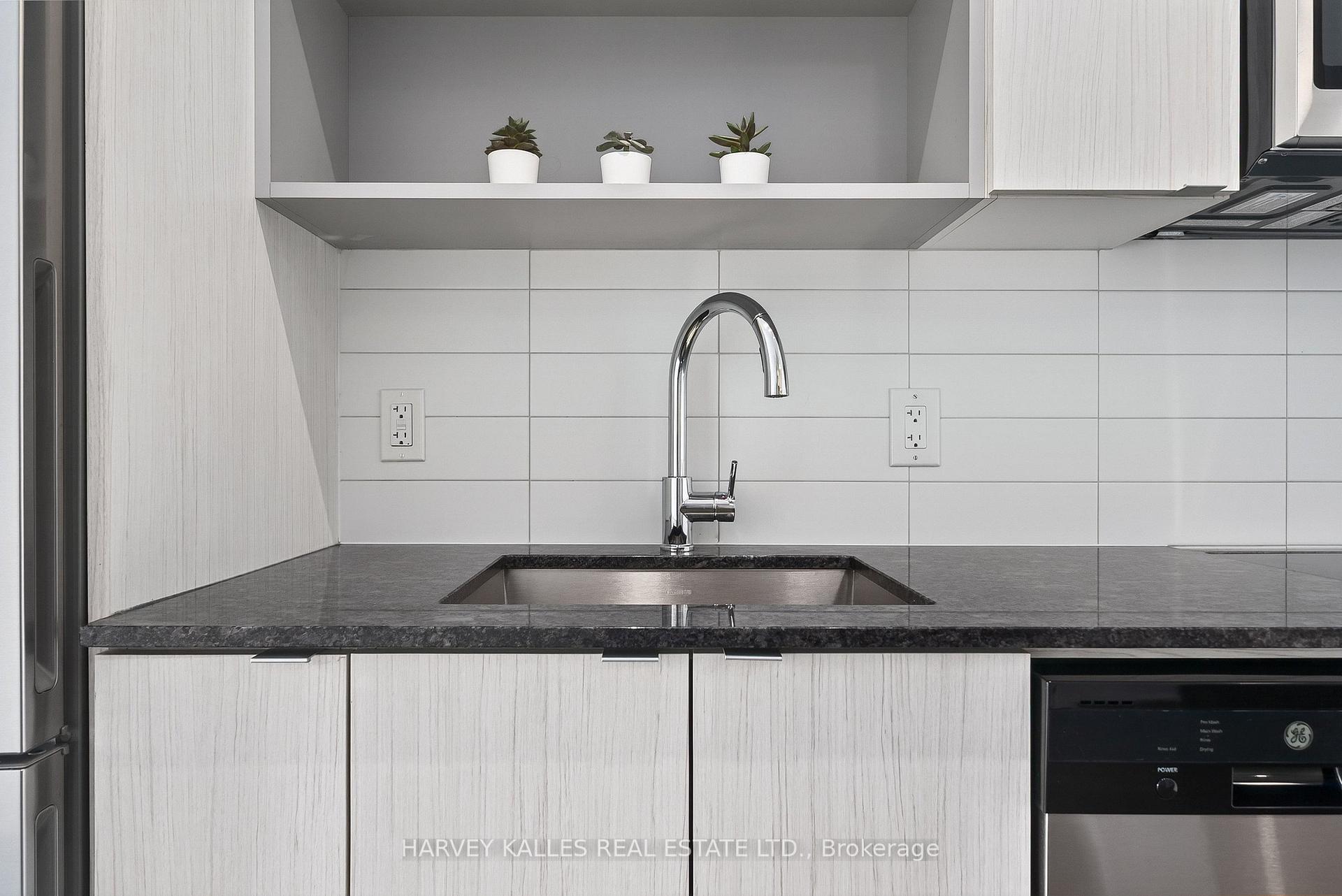 630 Greenwood Avenue 503, Toronto Unit: 503