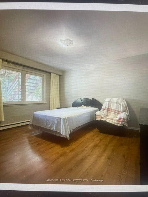 8 Medford Avenue Room # 3, Toronto Unit: Room # 3