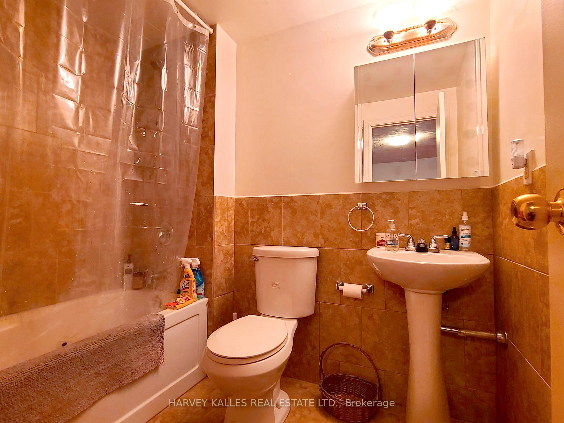 1751 Victoria Park Avenue 107, Toronto Unit: 107