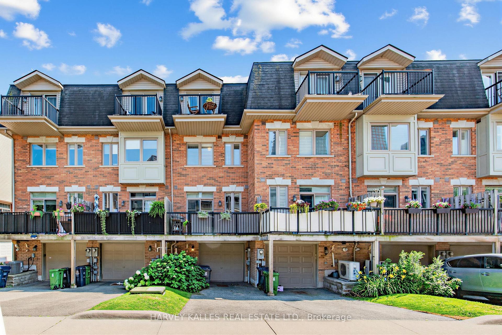 18 Sargent Lane, Toronto