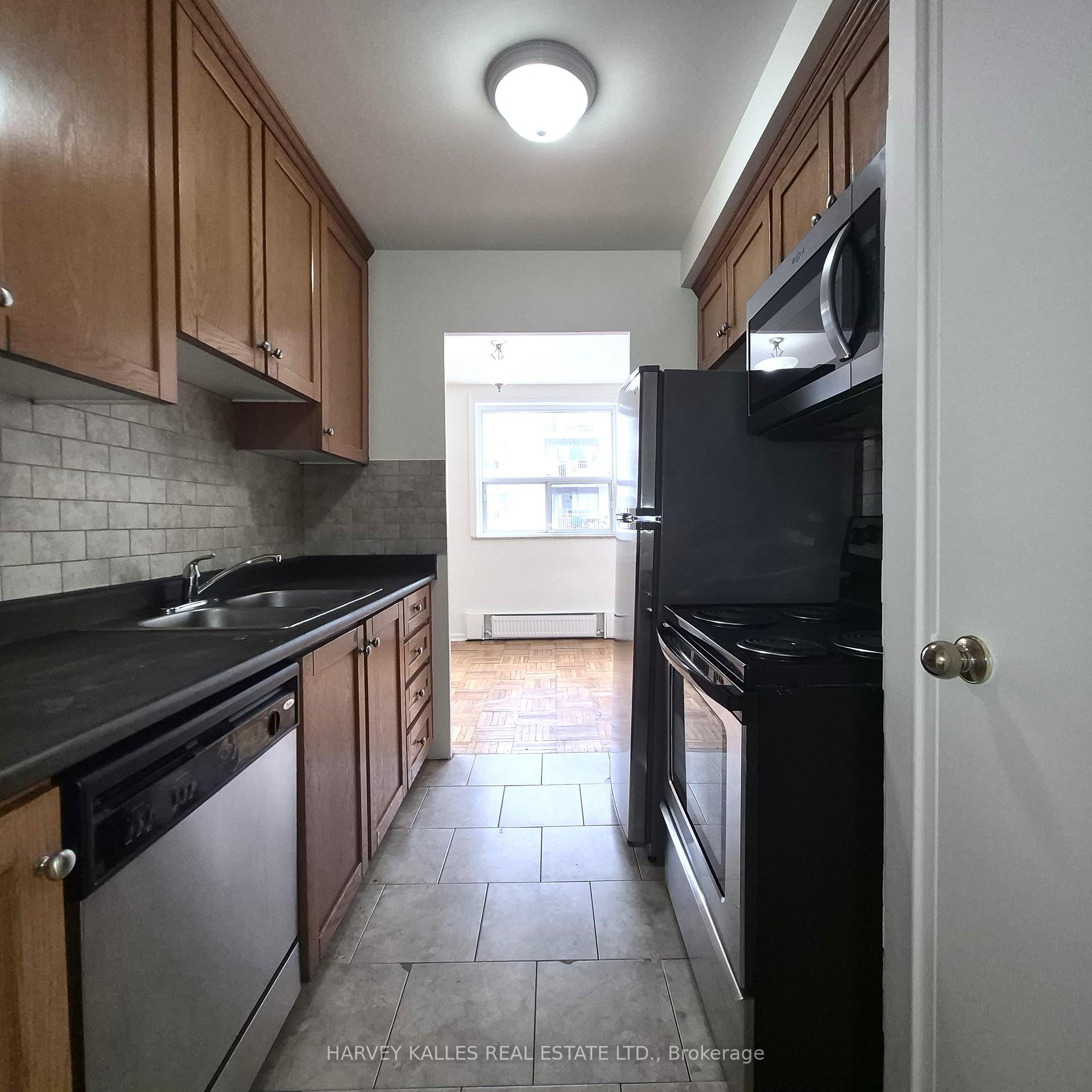 1751 Victoria Pk Avenue 204, Toronto Unit: 204