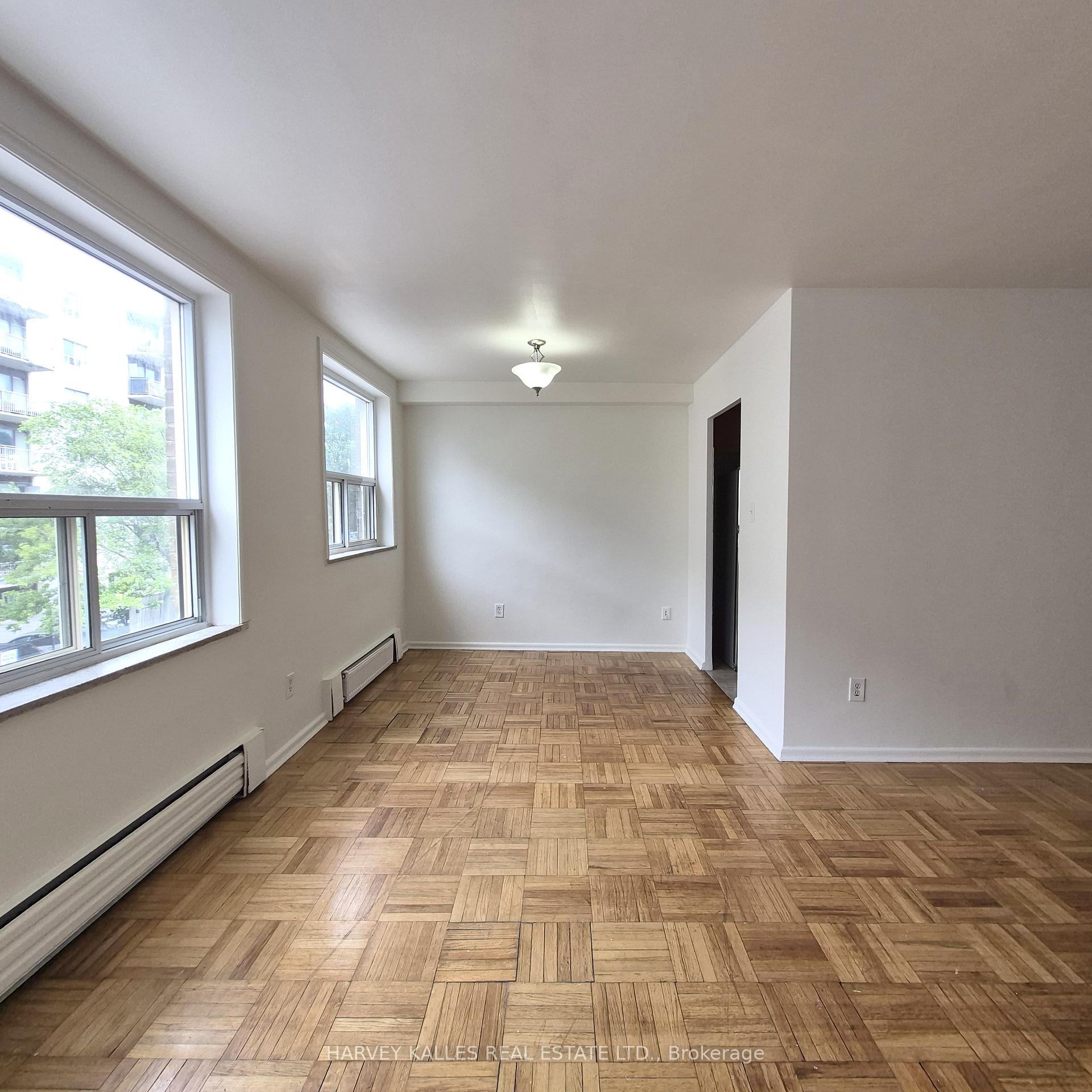 1751 Victoria Pk Avenue 204, Toronto Unit: 204