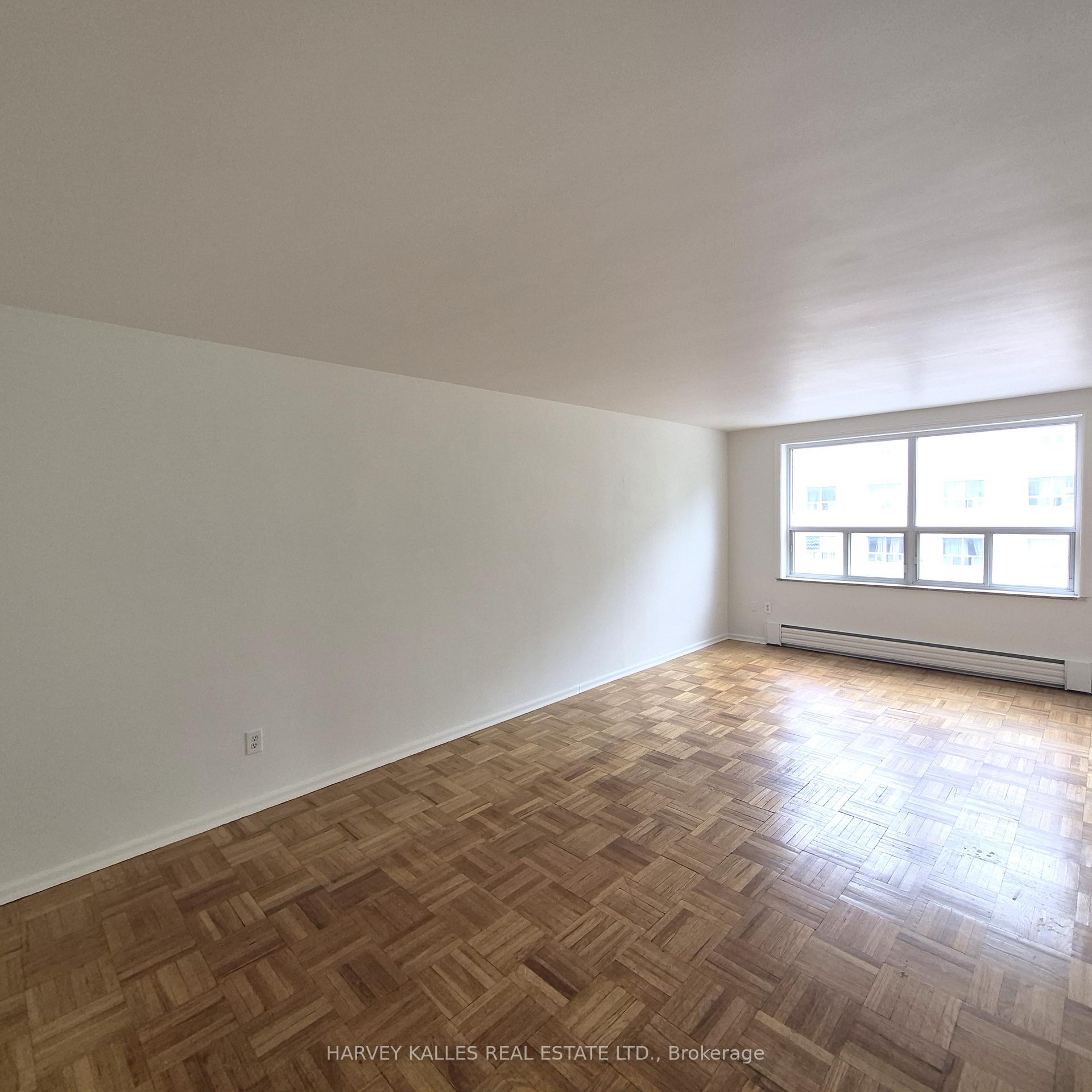 1751 Victoria Pk Avenue 204, Toronto Unit: 204