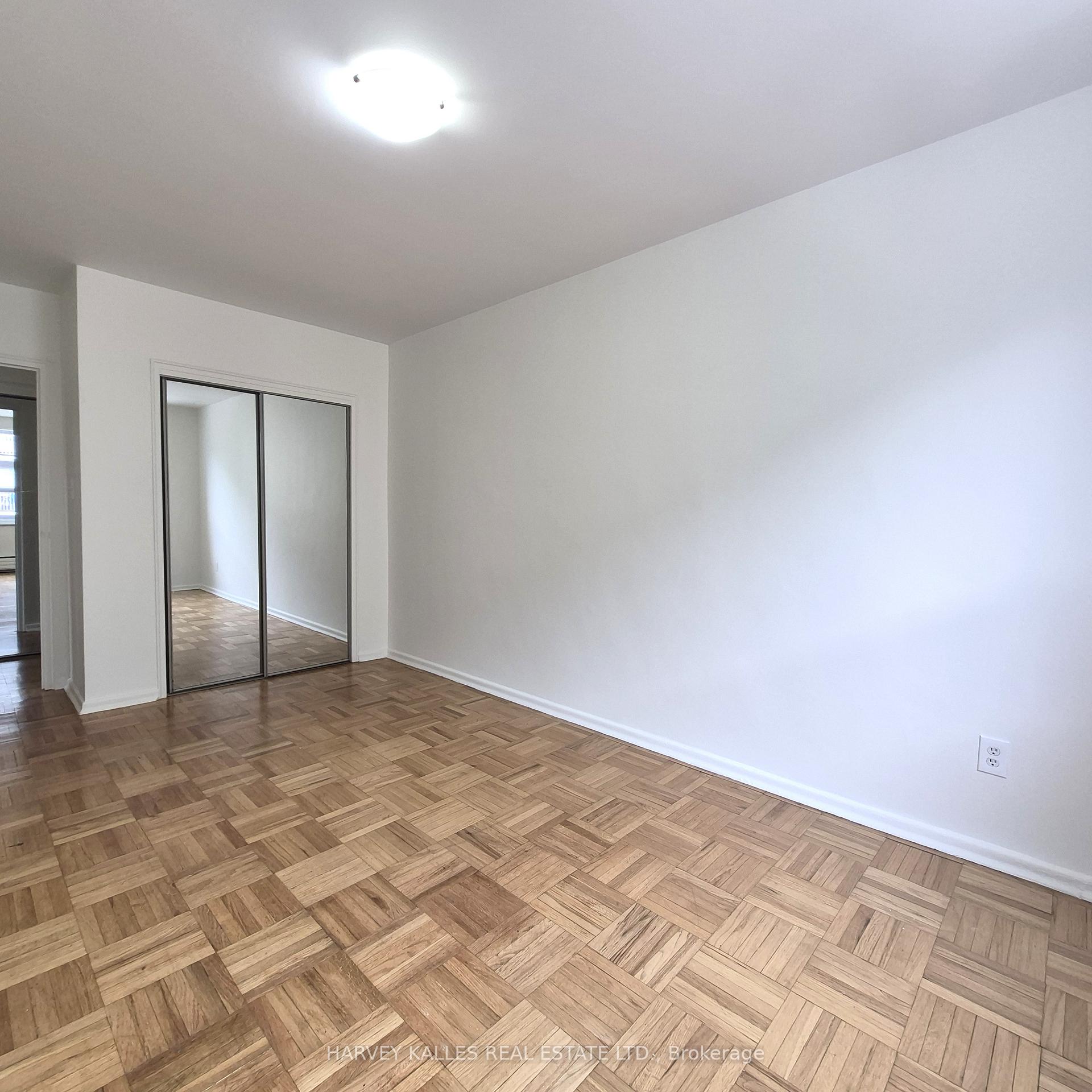 1751 Victoria Pk Avenue 204, Toronto Unit: 204