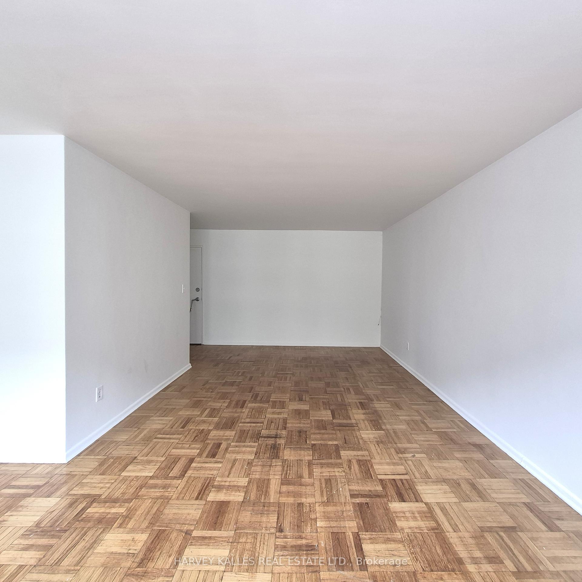 1751 Victoria Pk Avenue 204, Toronto Unit: 204