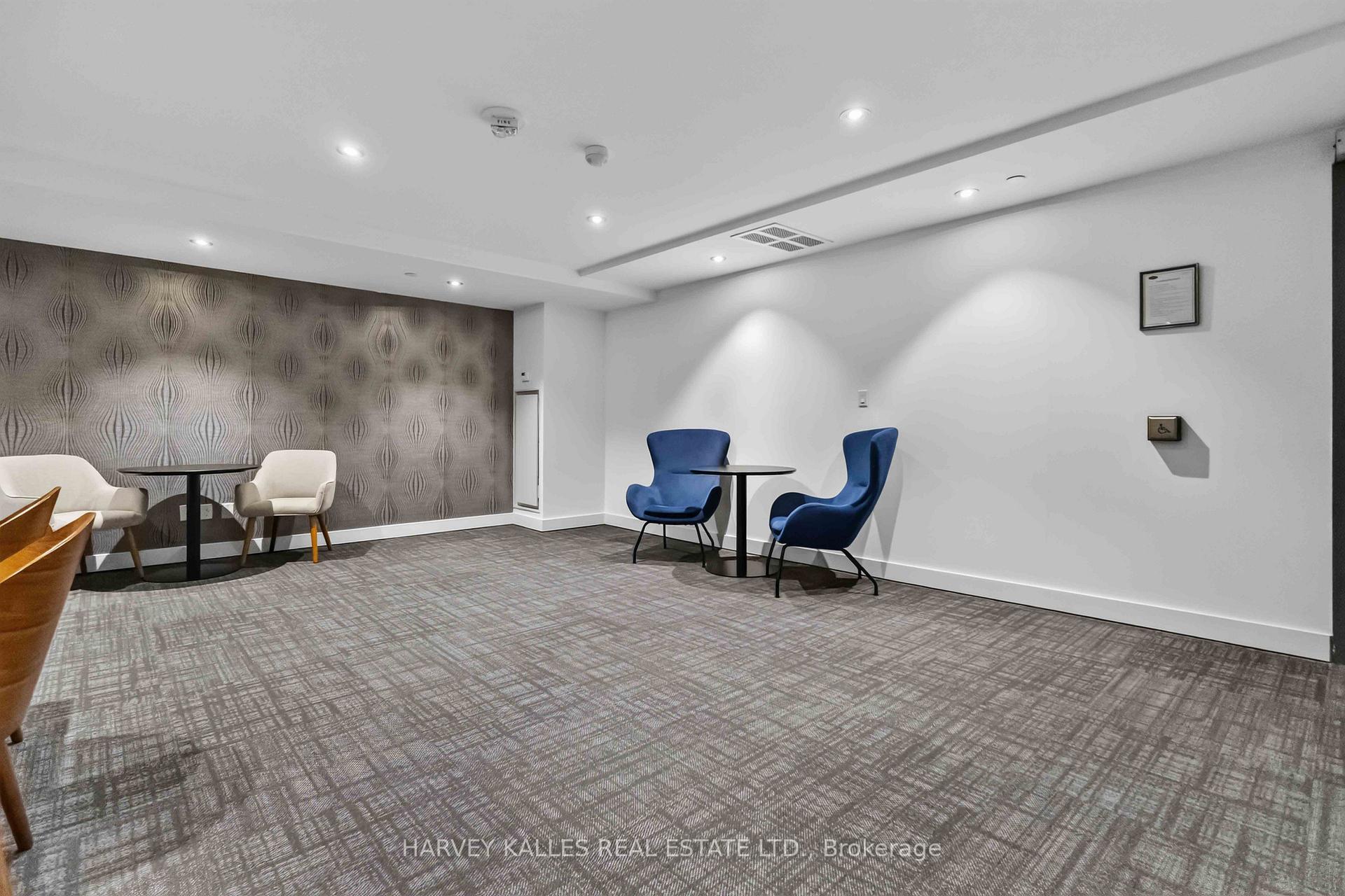 246 Logan Avenue 325, Toronto Unit: 325
