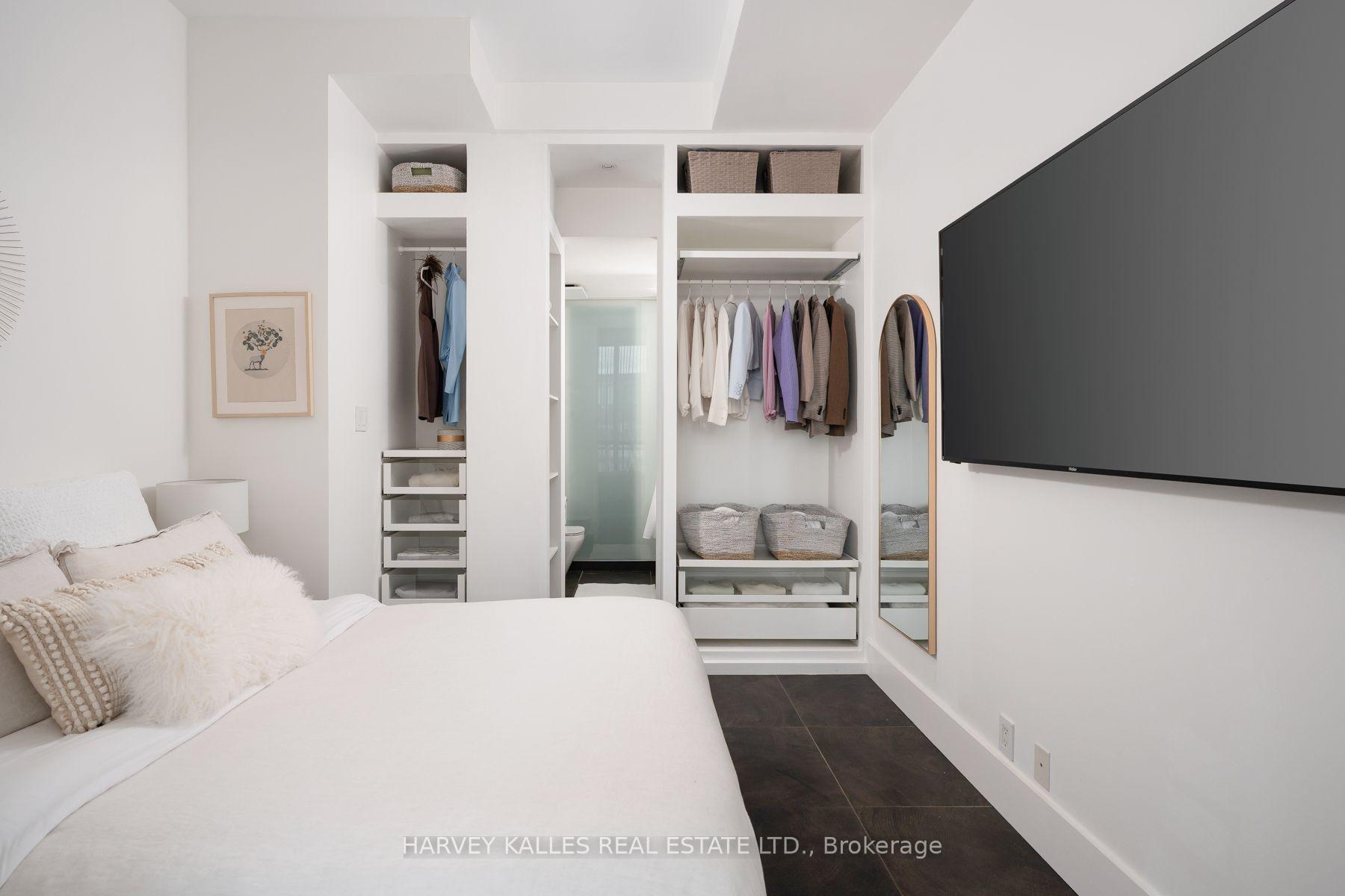 625 Queen Street E 410, Toronto Unit: 410