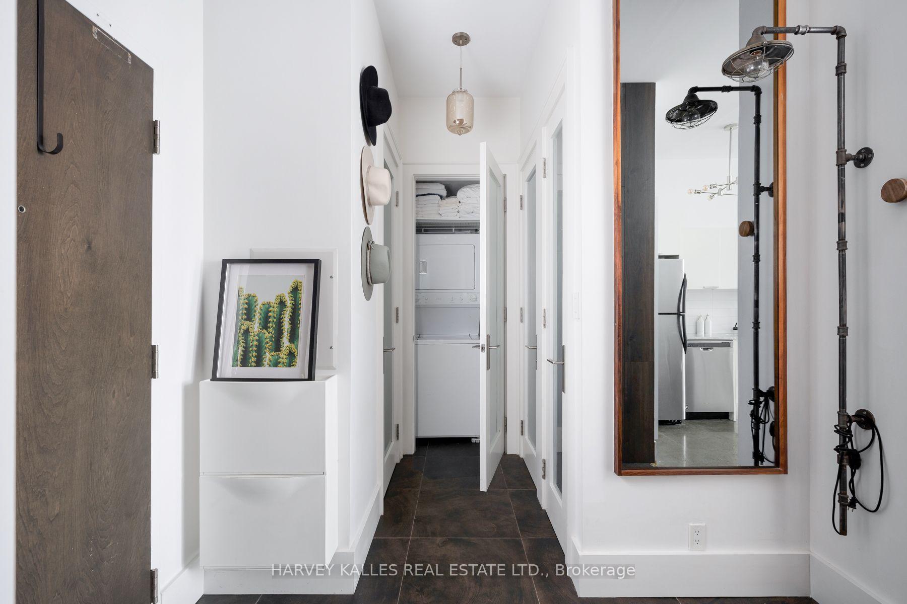 625 Queen Street E 410, Toronto Unit: 410