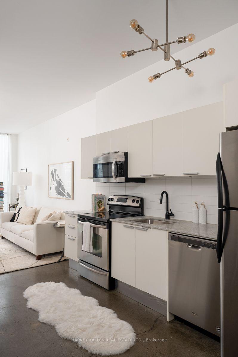 625 Queen Street E 410, Toronto Unit: 410