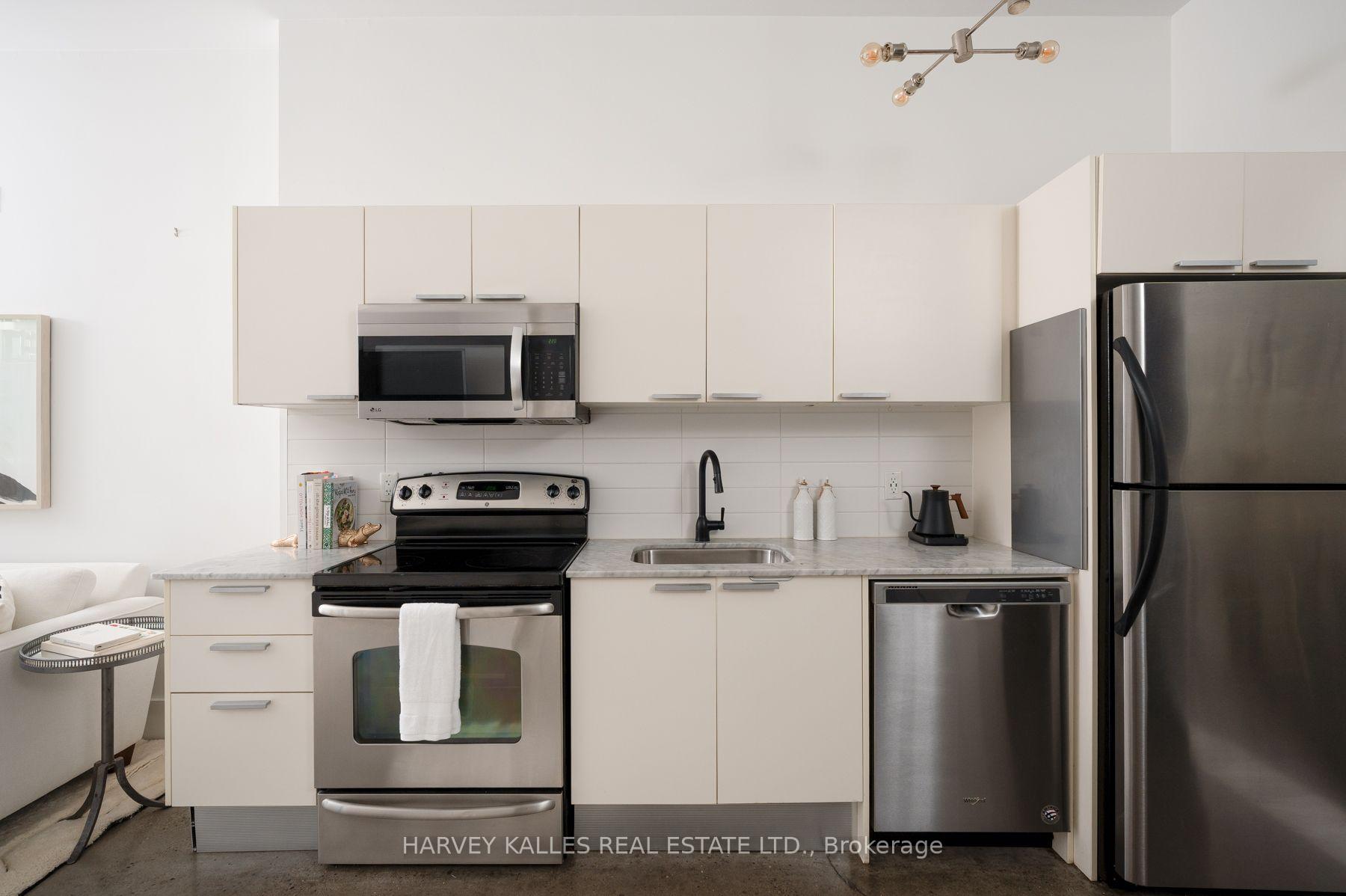 625 Queen Street E 410, Toronto Unit: 410