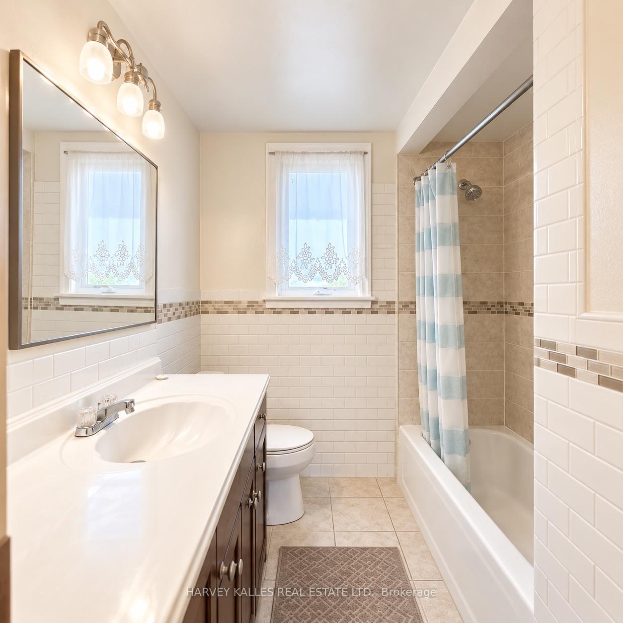 8 Medford Avenue Room # 4, Toronto Unit: Room # 4