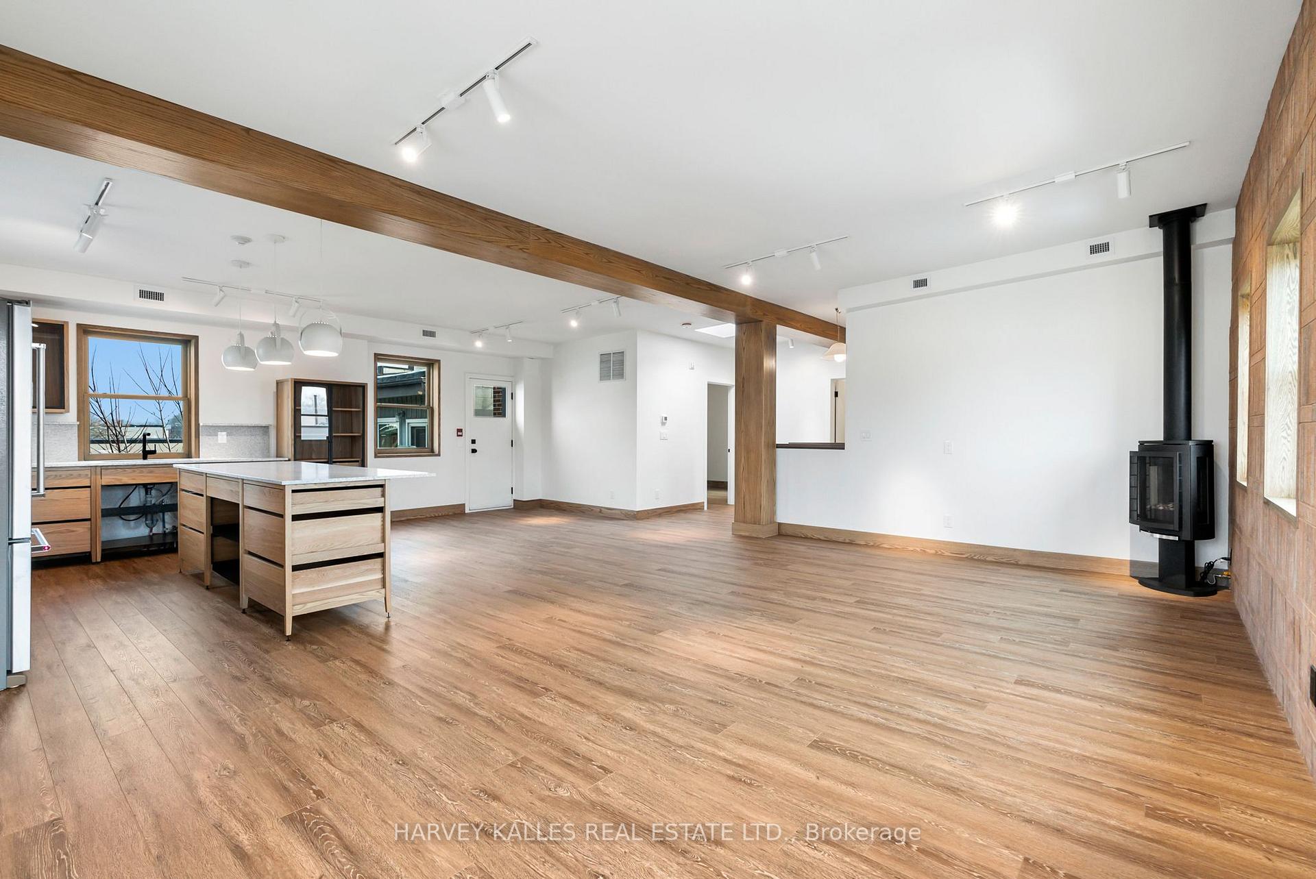 663 Greenwood Avenue One, Toronto Unit: One