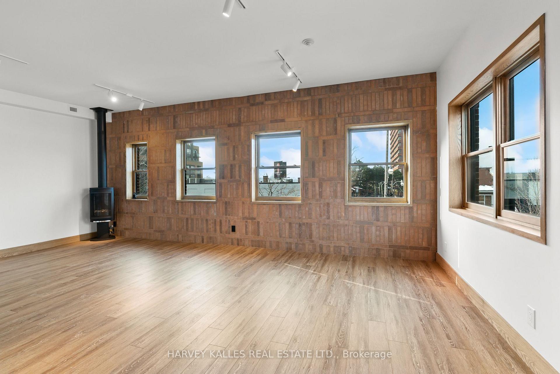 663 Greenwood Avenue One, Toronto Unit: One