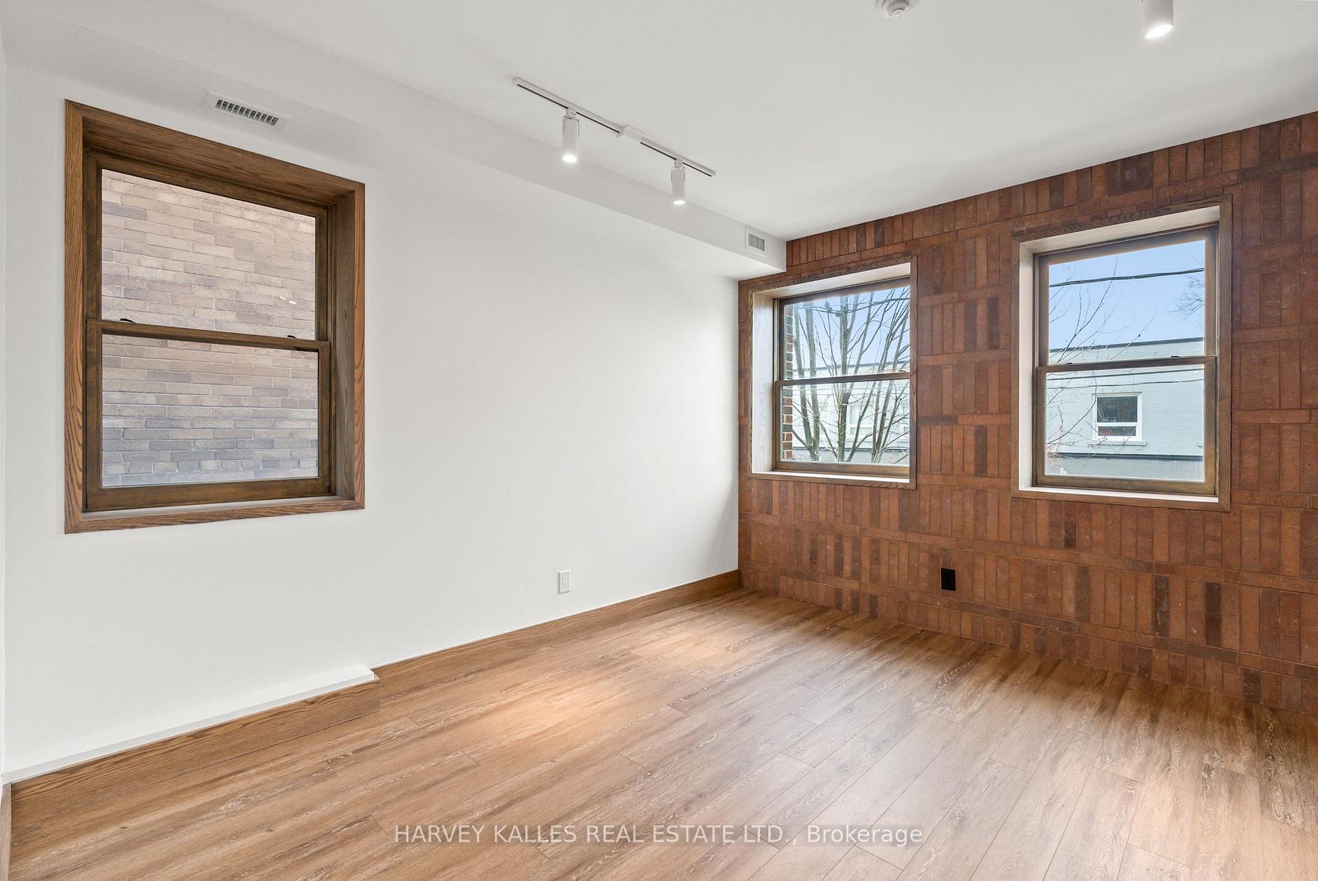 663 Greenwood Avenue One, Toronto Unit: One