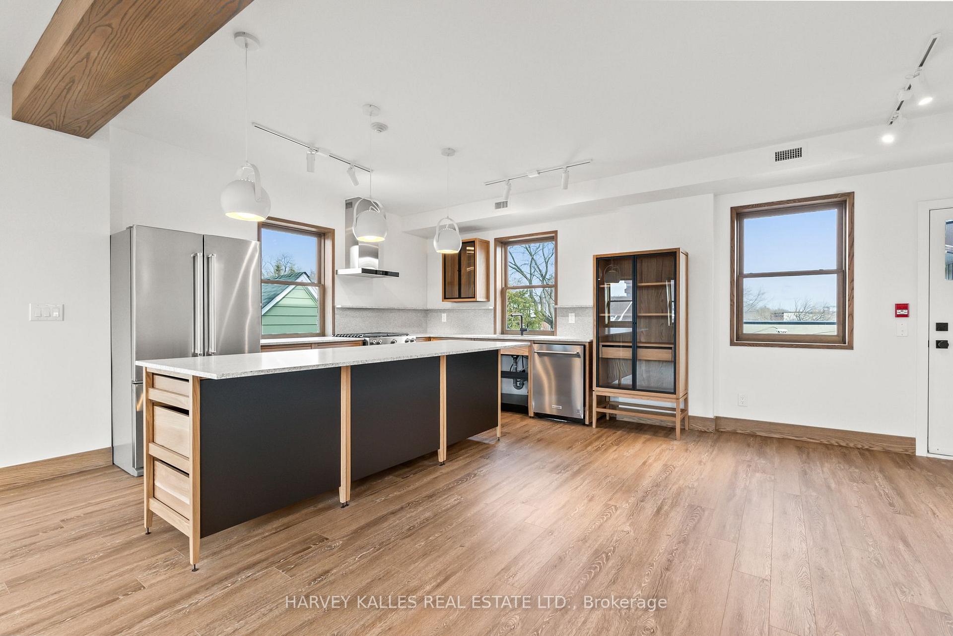 663 Greenwood Avenue One, Toronto Unit: One