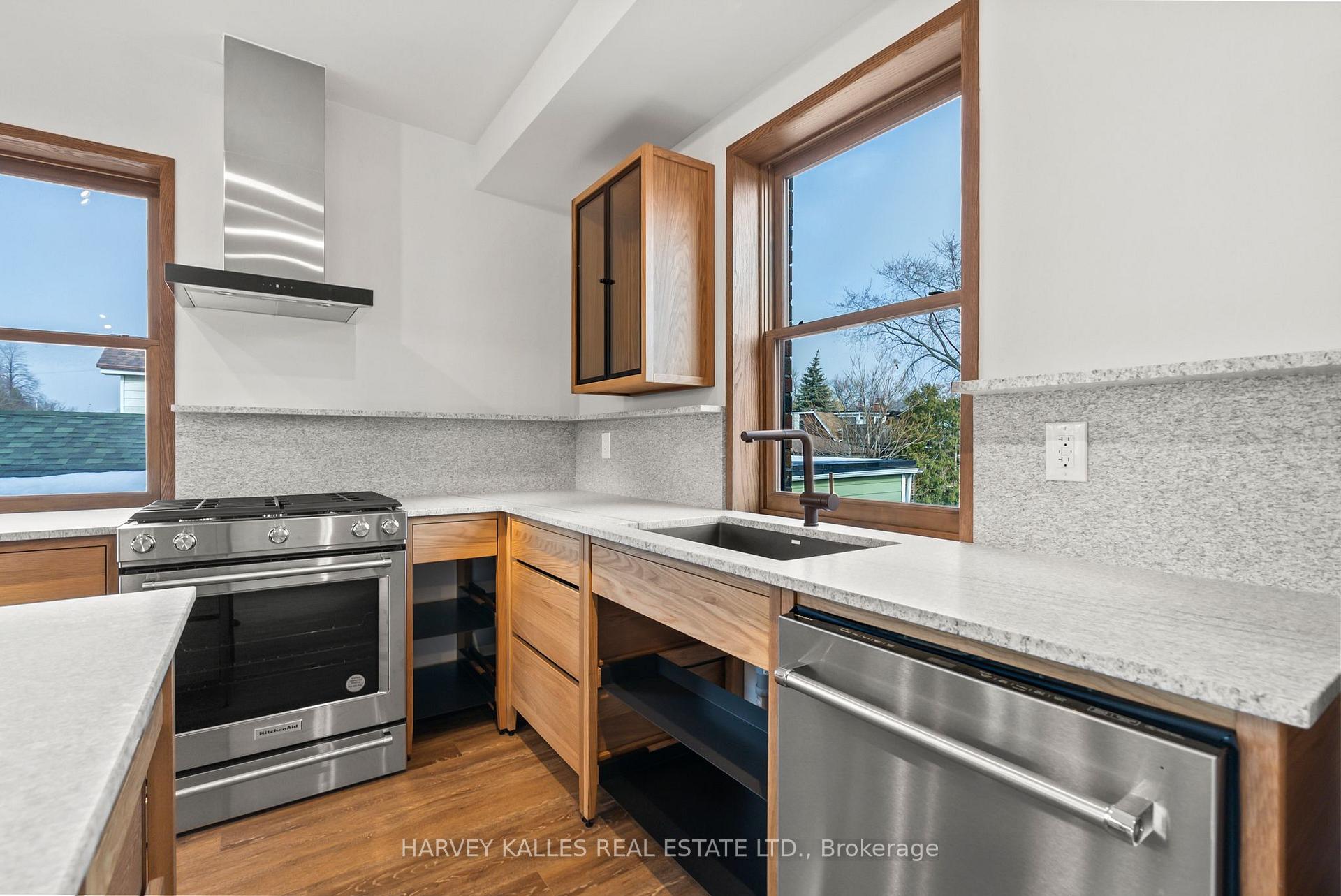 663 Greenwood Avenue One, Toronto Unit: One