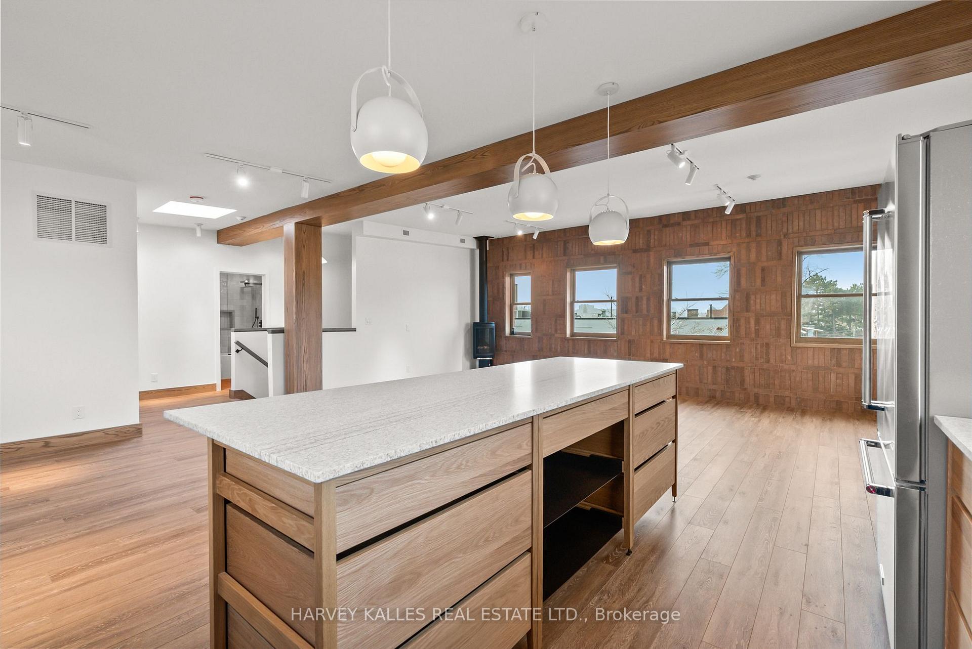 663 Greenwood Avenue One, Toronto Unit: One