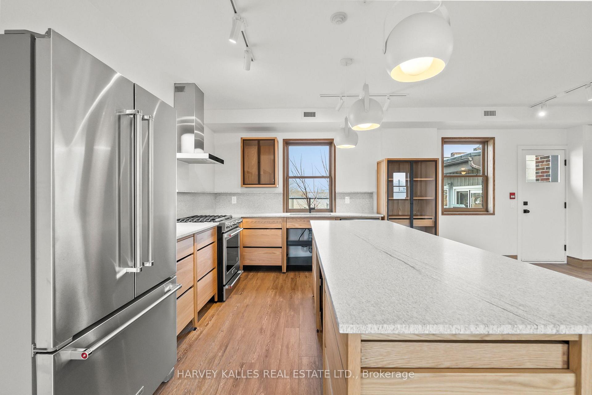 663 Greenwood Avenue One, Toronto Unit: One