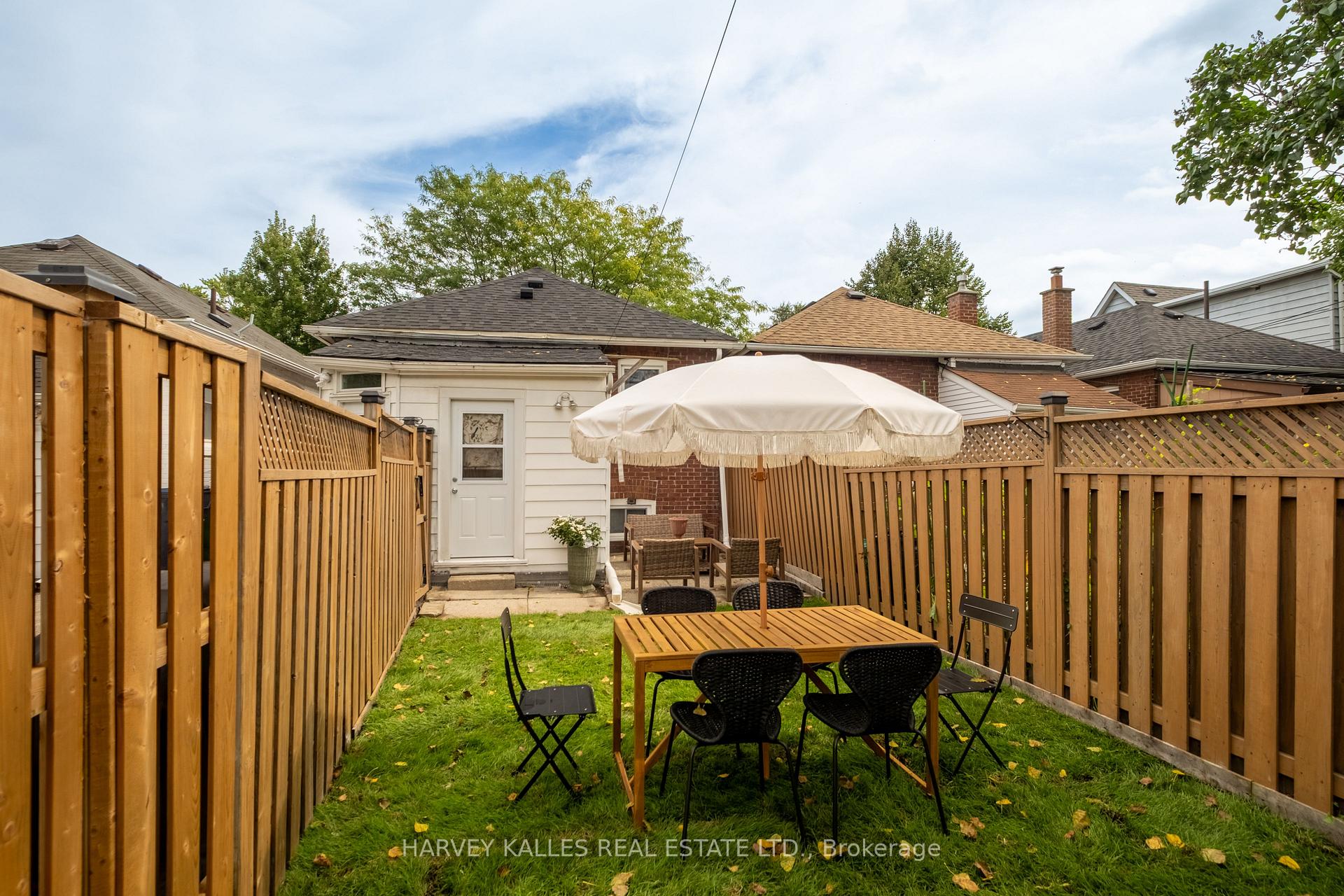 84 Coleridge Avenue, Toronto