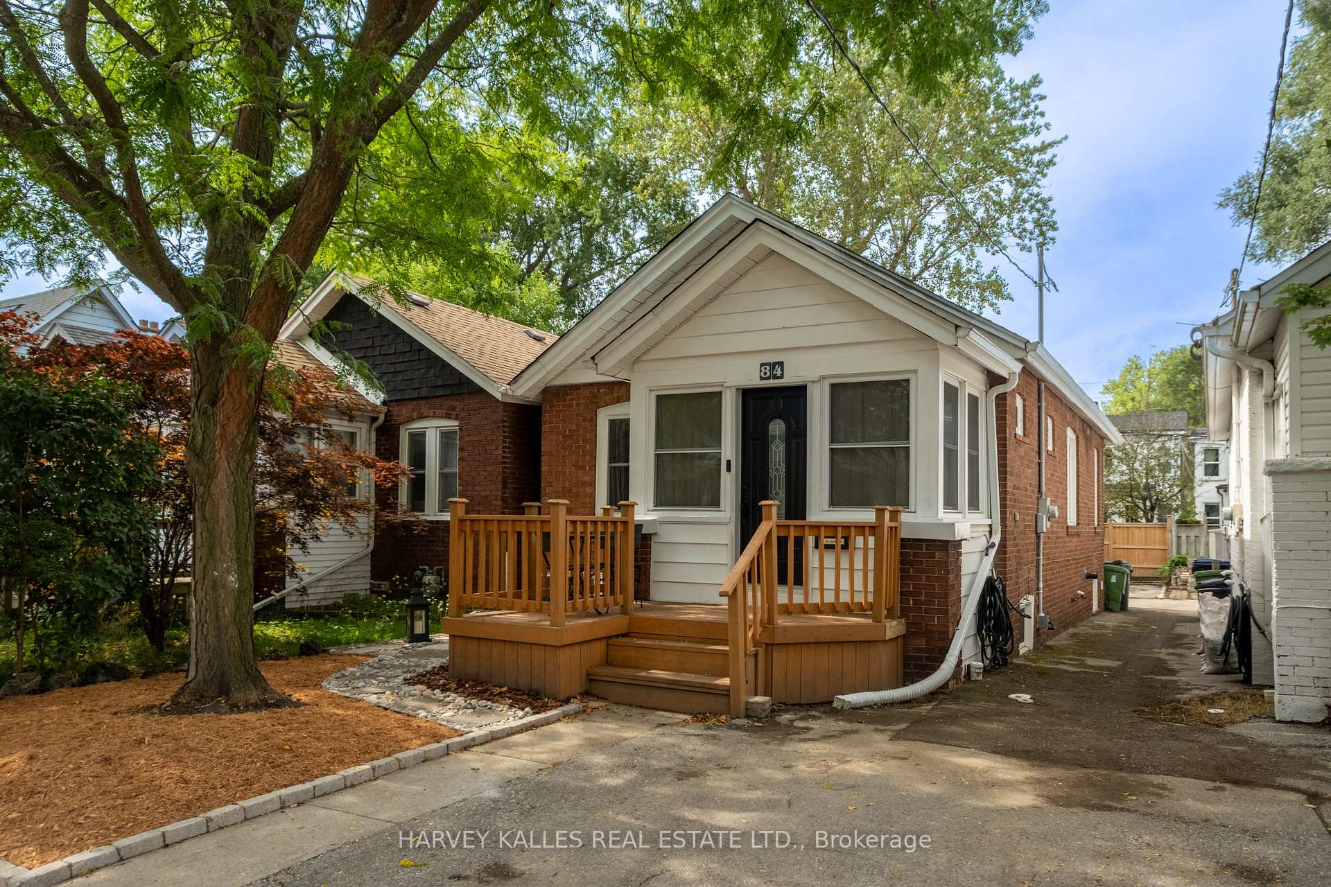 84 Coleridge Avenue, Toronto