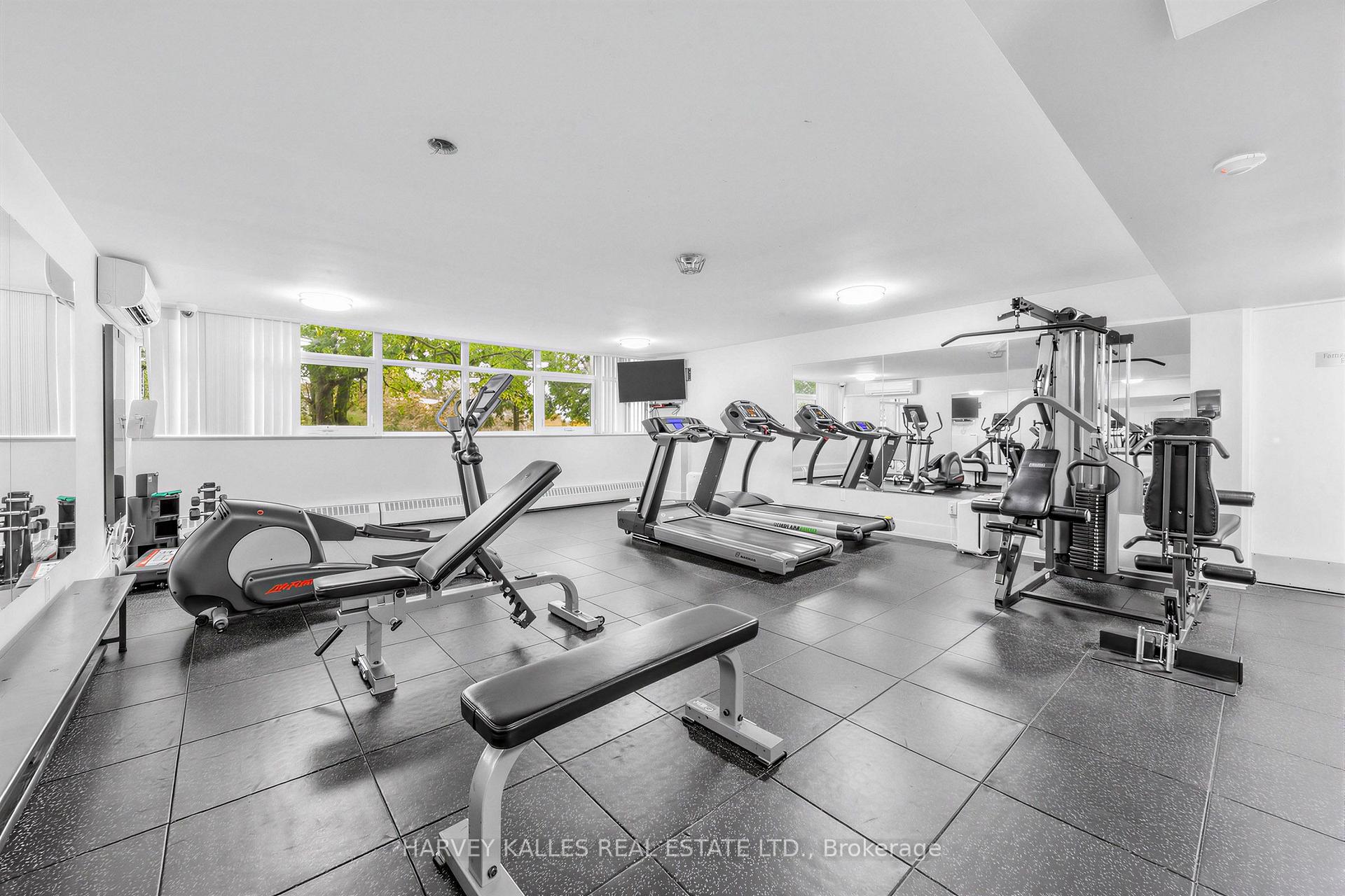 100 Echo Point 1801, Toronto Unit: 1801