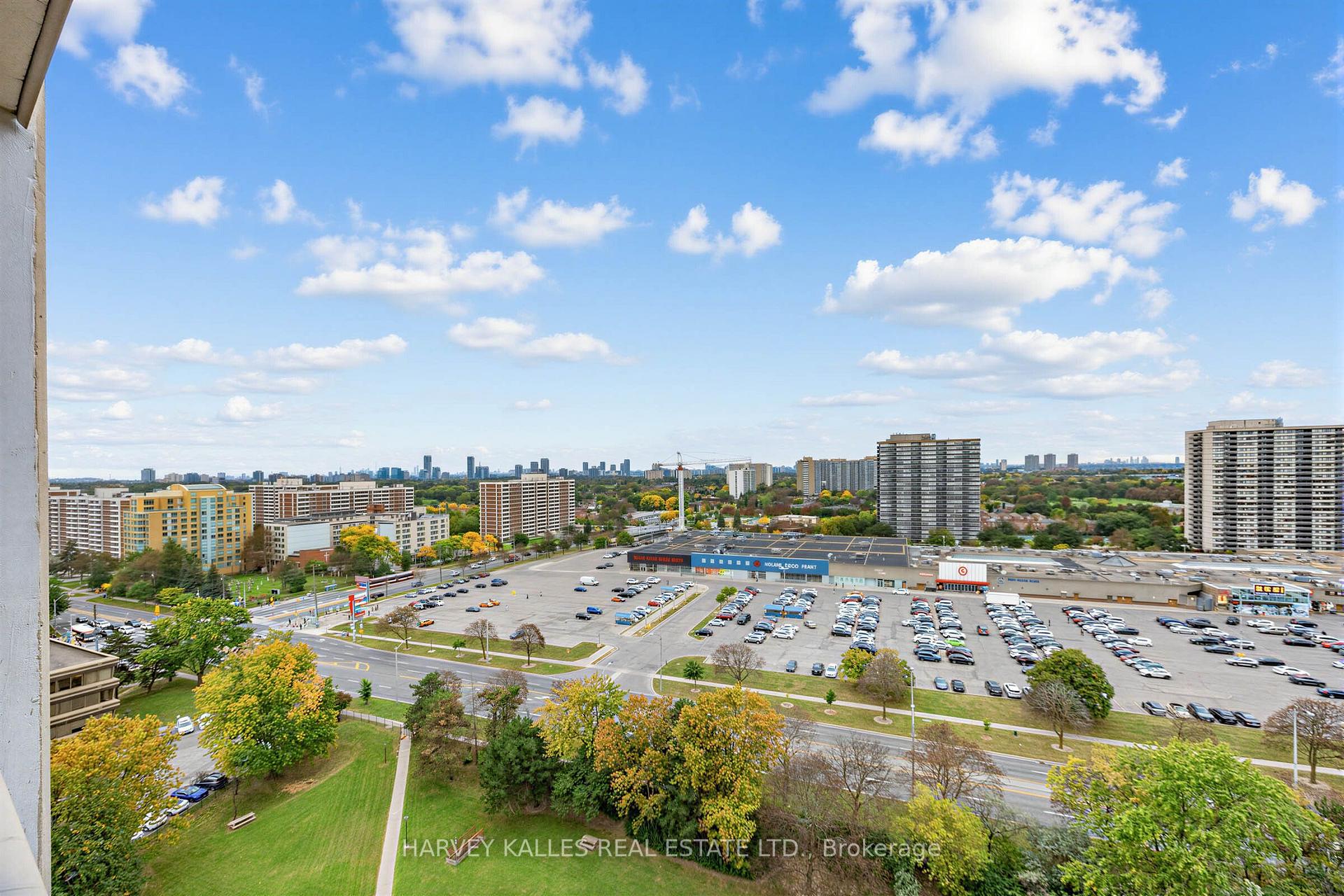 100 Echo Point 1801, Toronto Unit: 1801