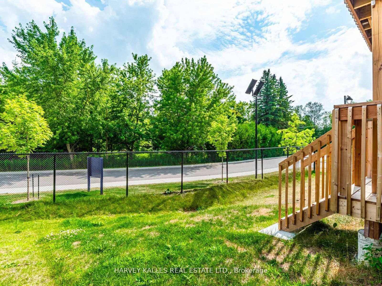104 Lyall Stokes Circle