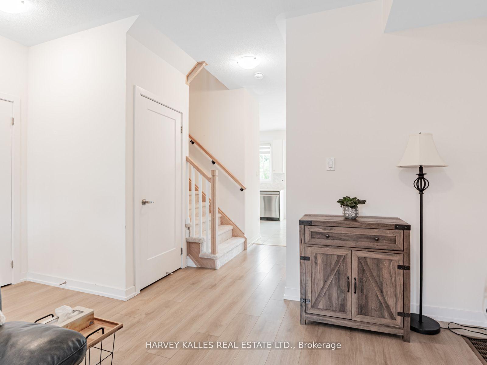 104 Lyall Stokes Circle
