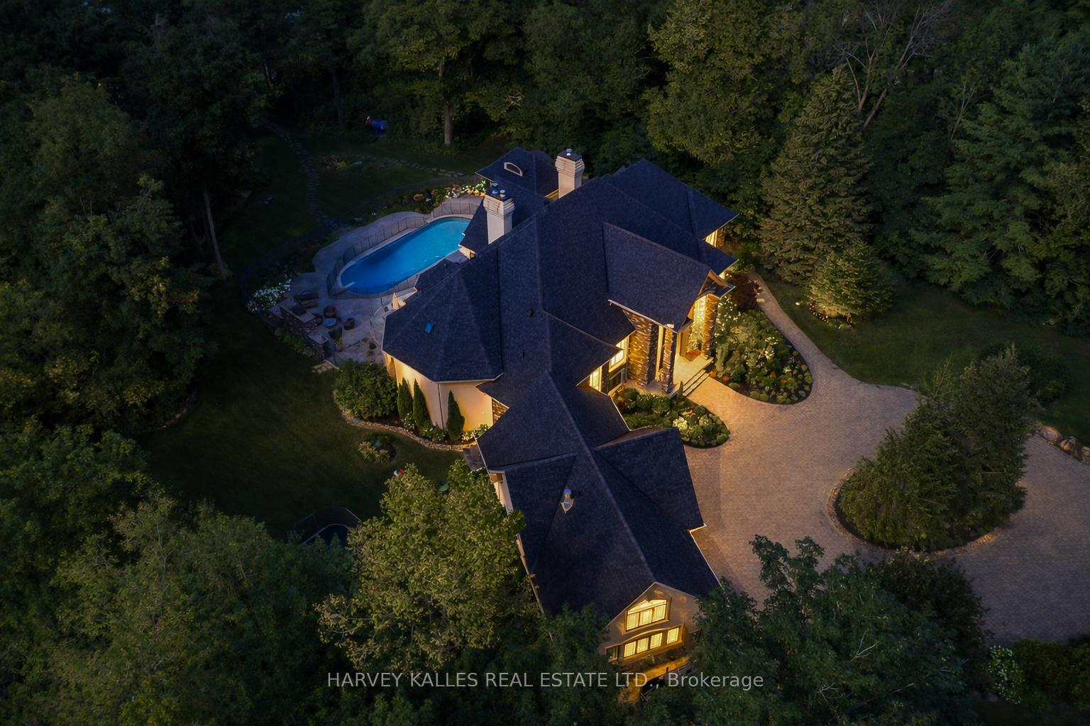 1562 Ladywood Way