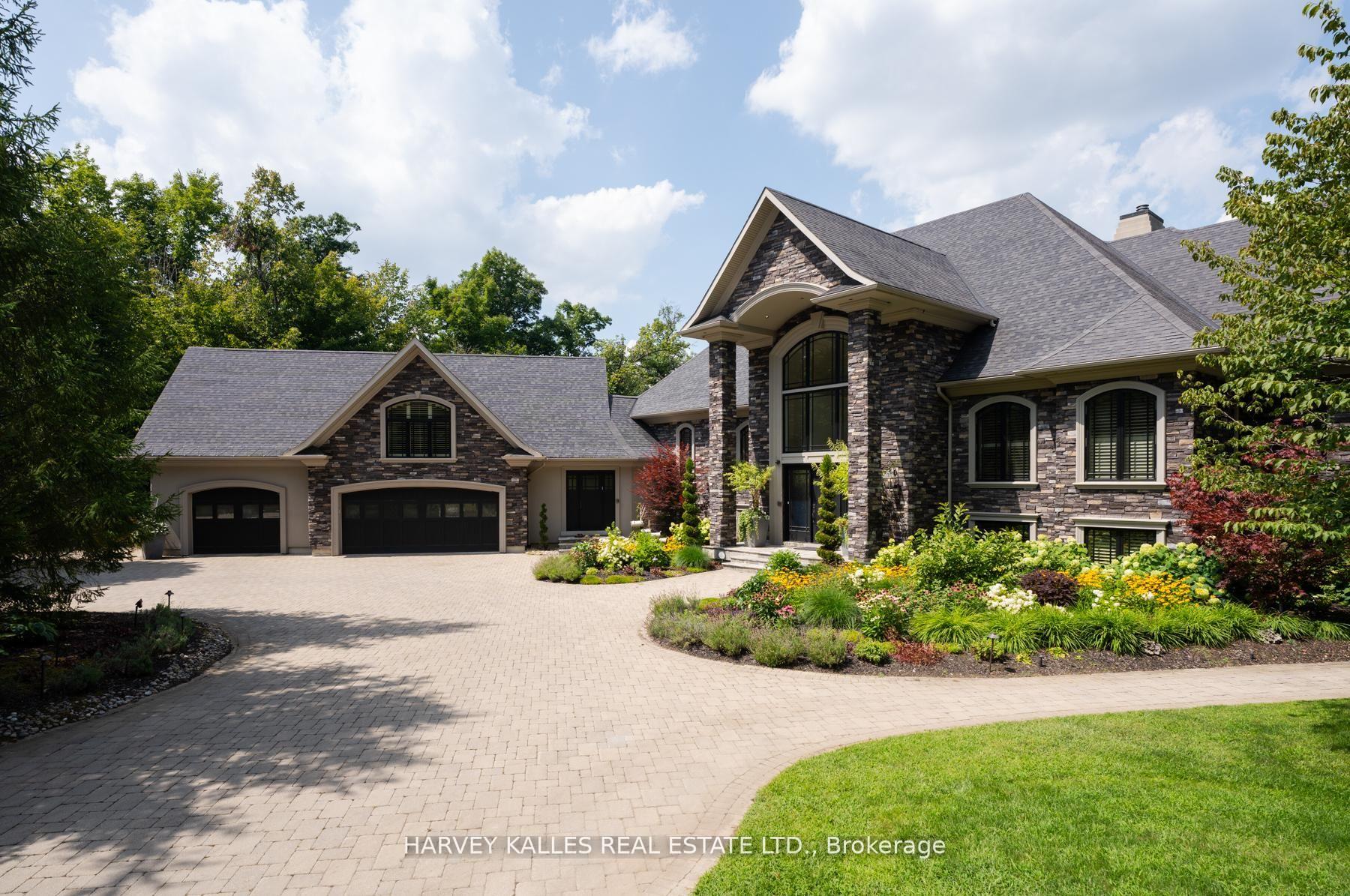 1562 Ladywood Way