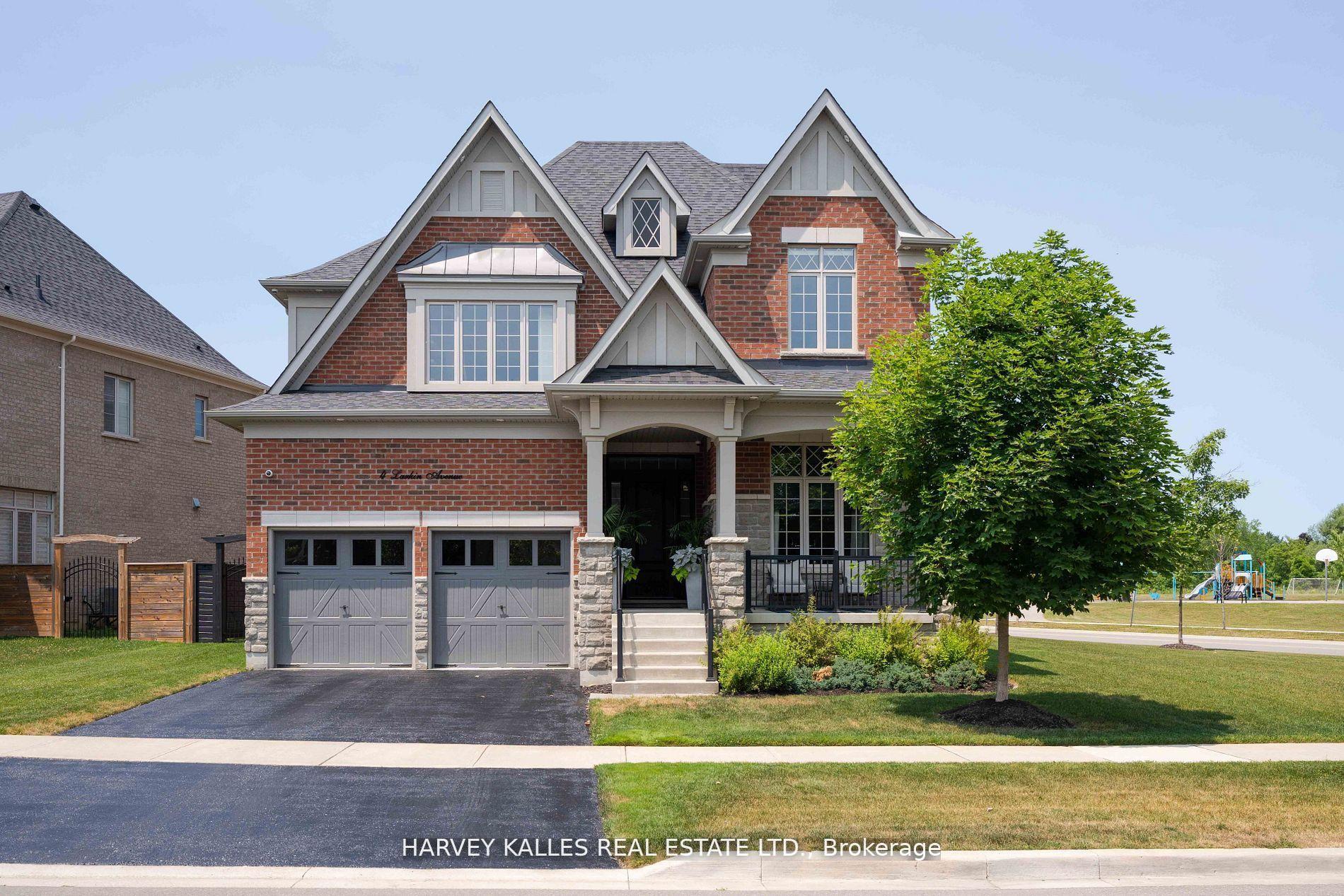 4 Larkin Avenue