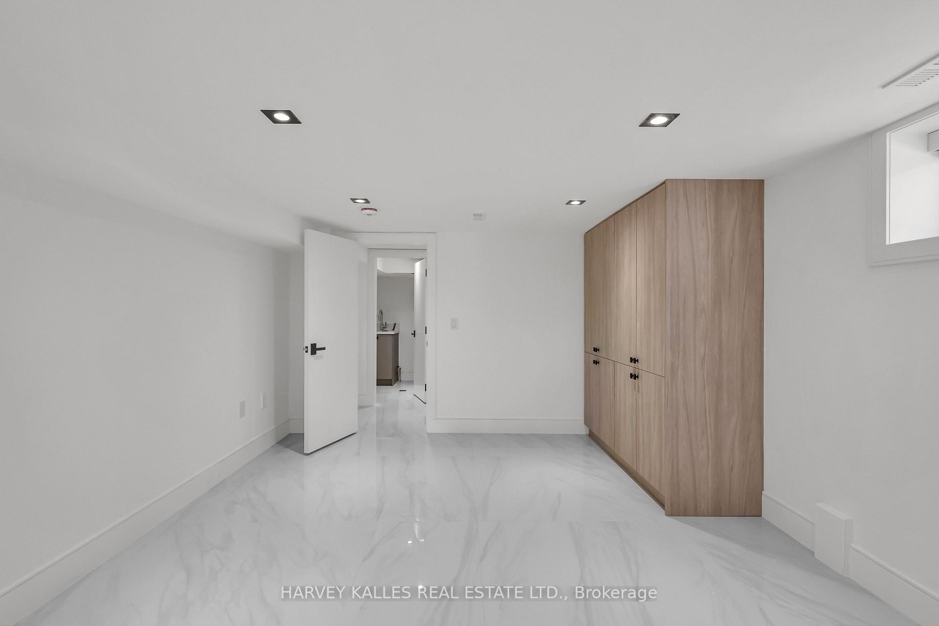 193 Beechwood Crescent