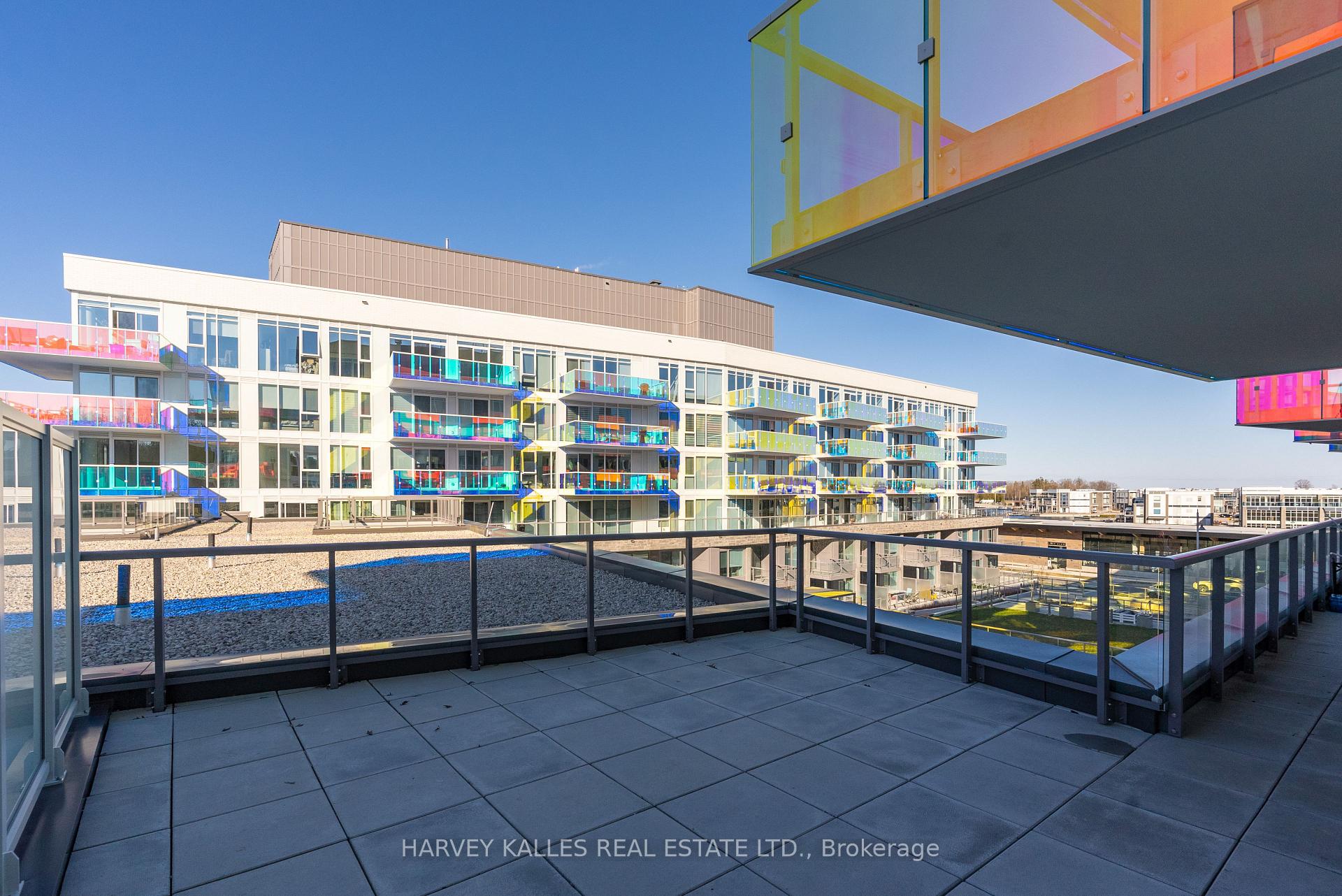 333 Sunseeker Avenue 303
