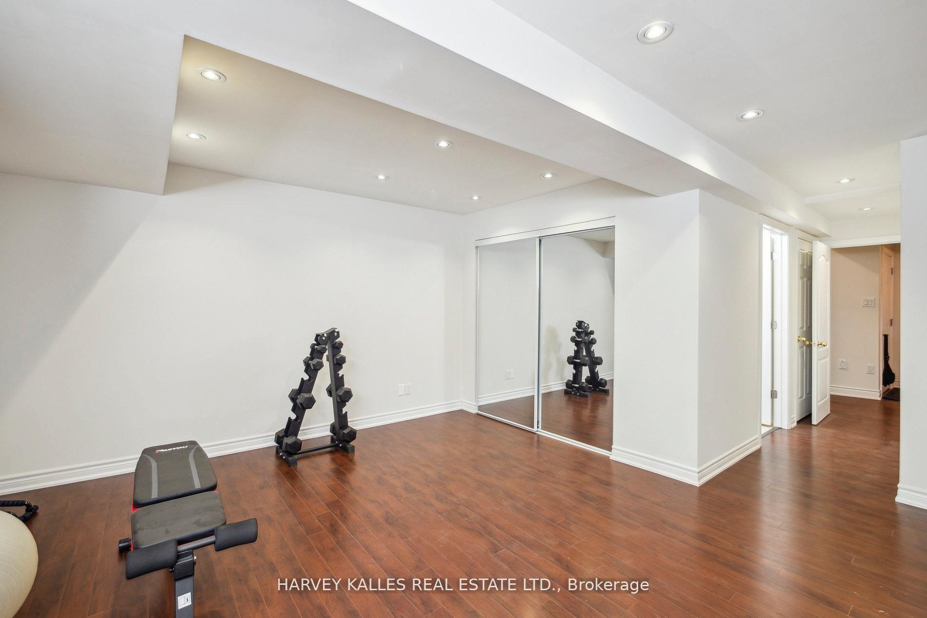 8777 Dufferin Street 45